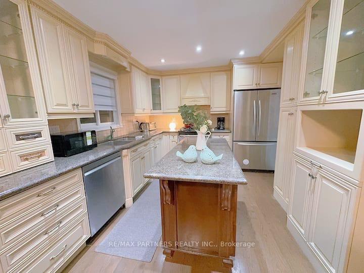 Photo 7 of 97 Cooperage Crescent, Richmond Hill, Westbrook — HOMEH