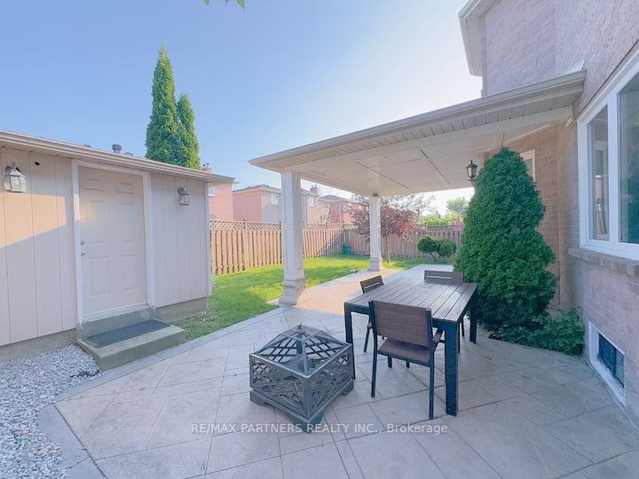 Photo 12 of 97 Cooperage Crescent, Richmond Hill, Westbrook — HOMEH