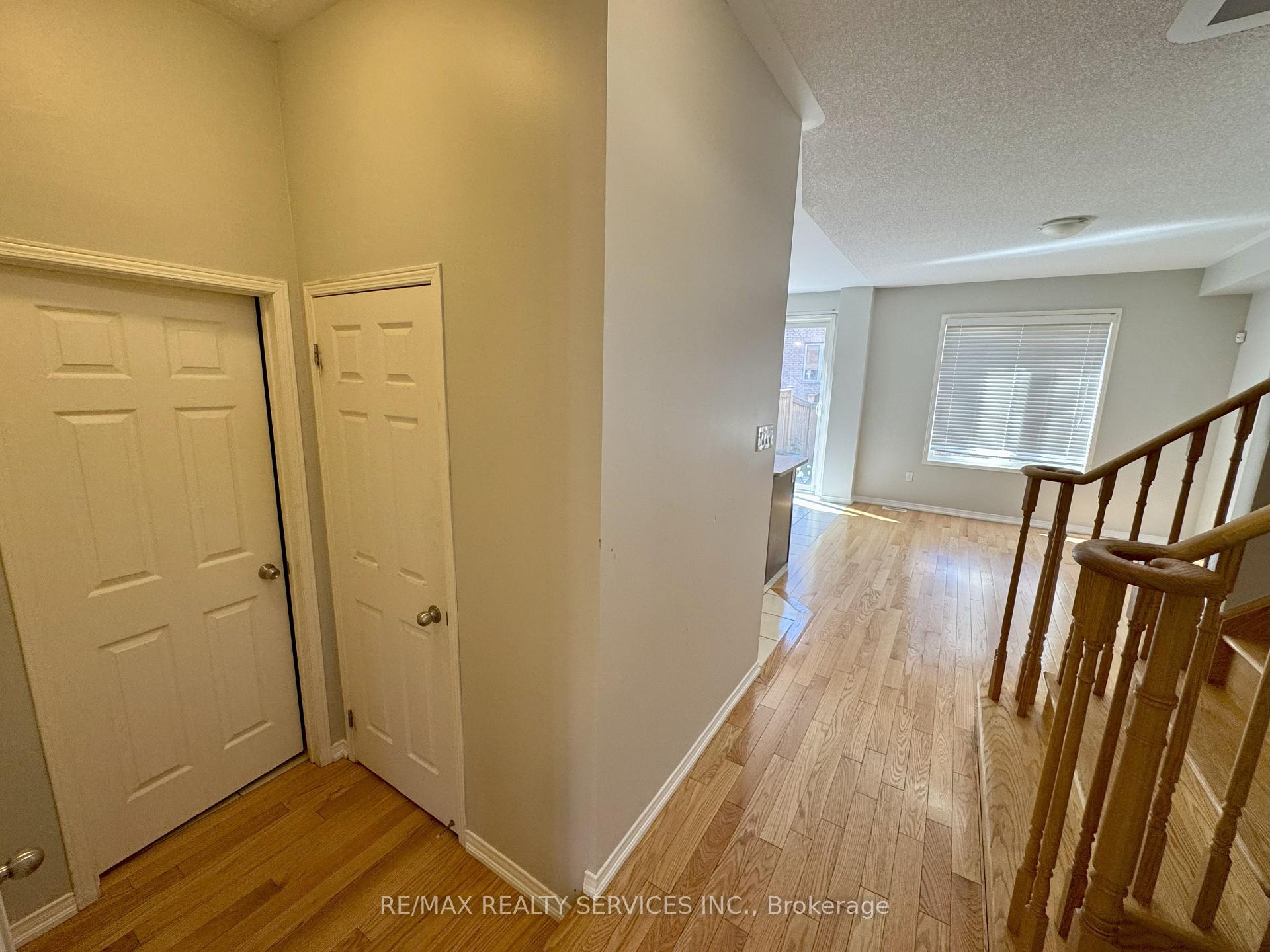 Photo 5 of 12 Sussexvale Drive, Brampton, Sandringham-Wellington — HOMEH