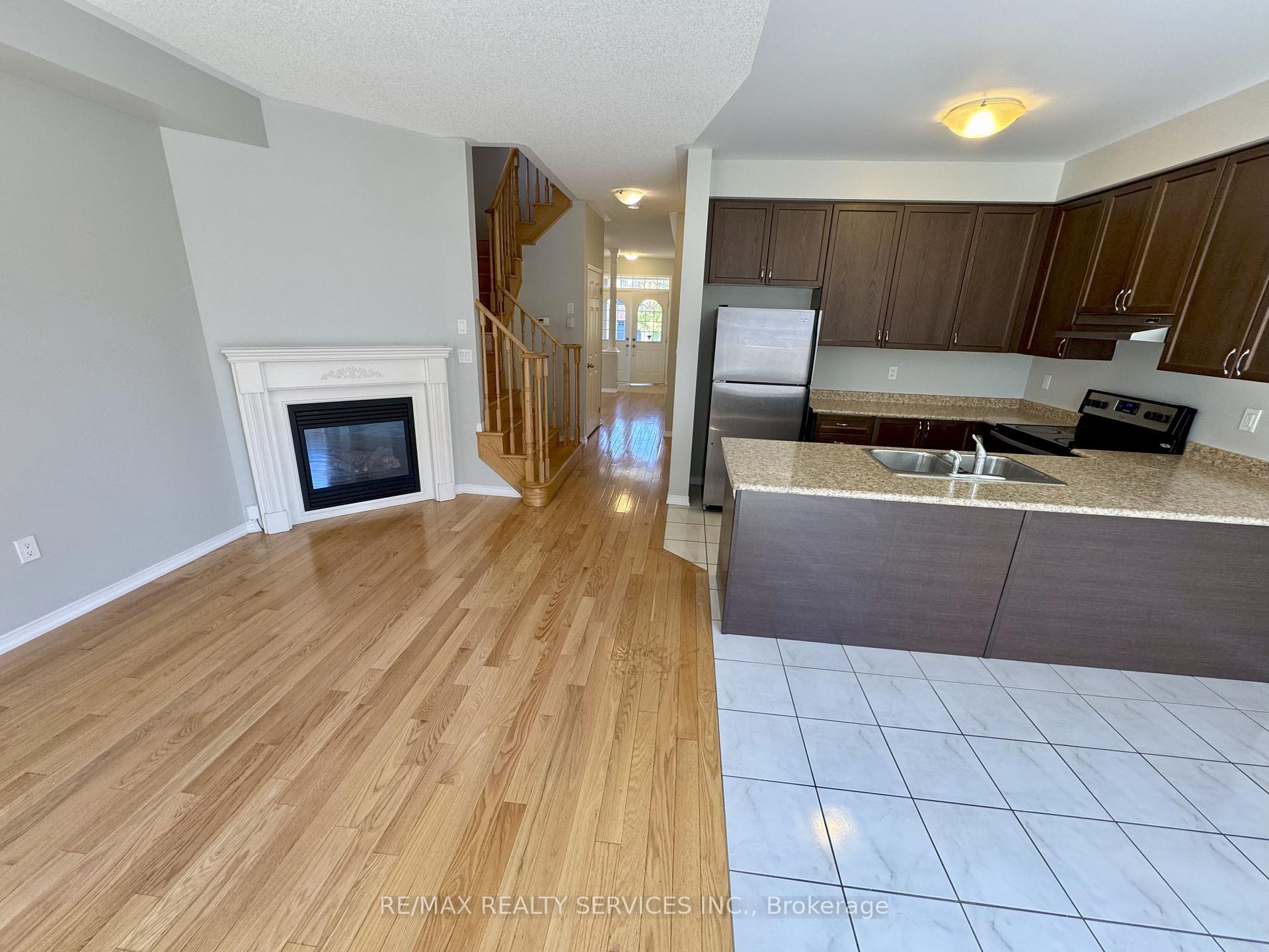 Photo 11 of 12 Sussexvale Drive, Brampton, Sandringham-Wellington — HOMEH