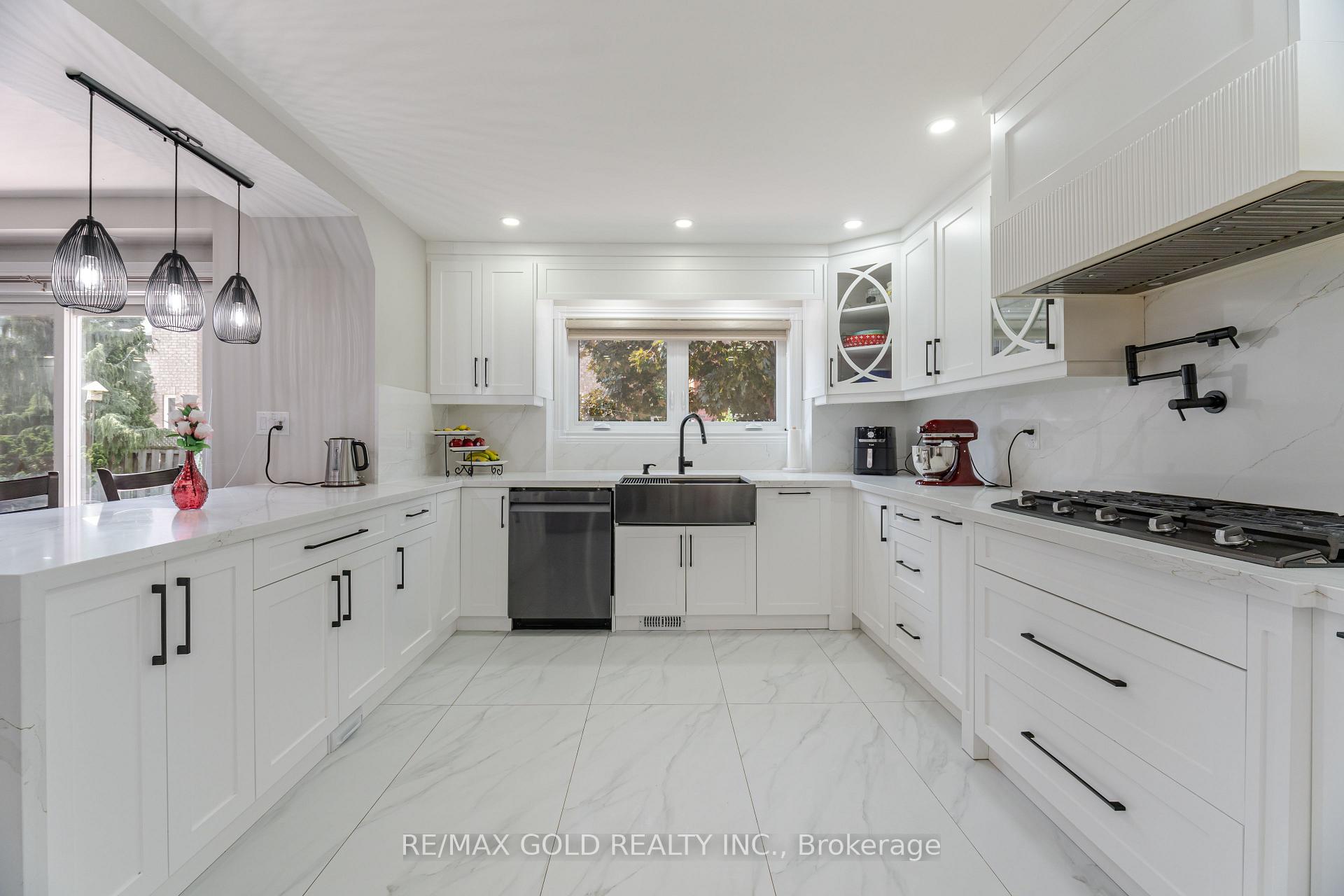 Photo 25 of 8 Foxmere Road, Brampton, Fletcher's Meadow — HOMEH