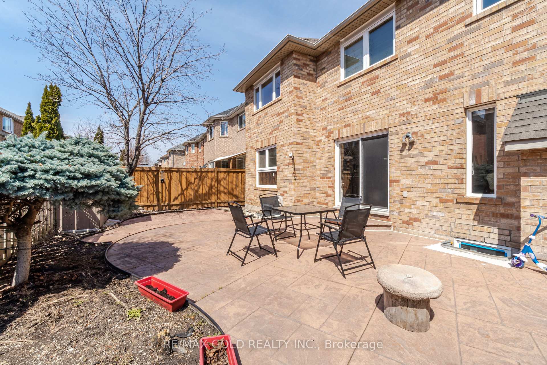 Photo 36 of 8 Foxmere Road, Brampton, Fletcher's Meadow — HOMEH