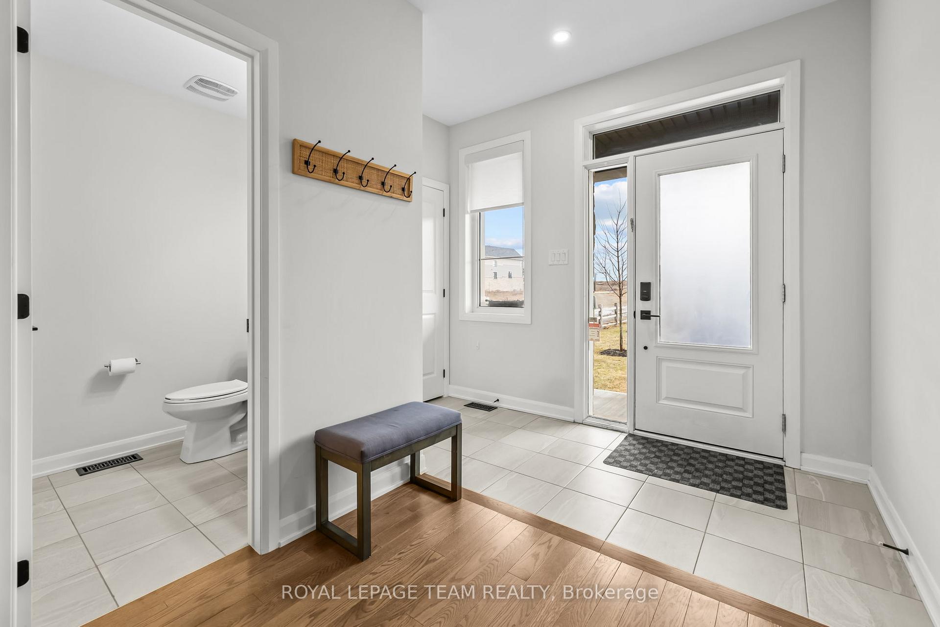 Photo 3 of 2080 Caltra Crescent, Ottawa, Barrhaven - Half Moon Bay — HOMEH