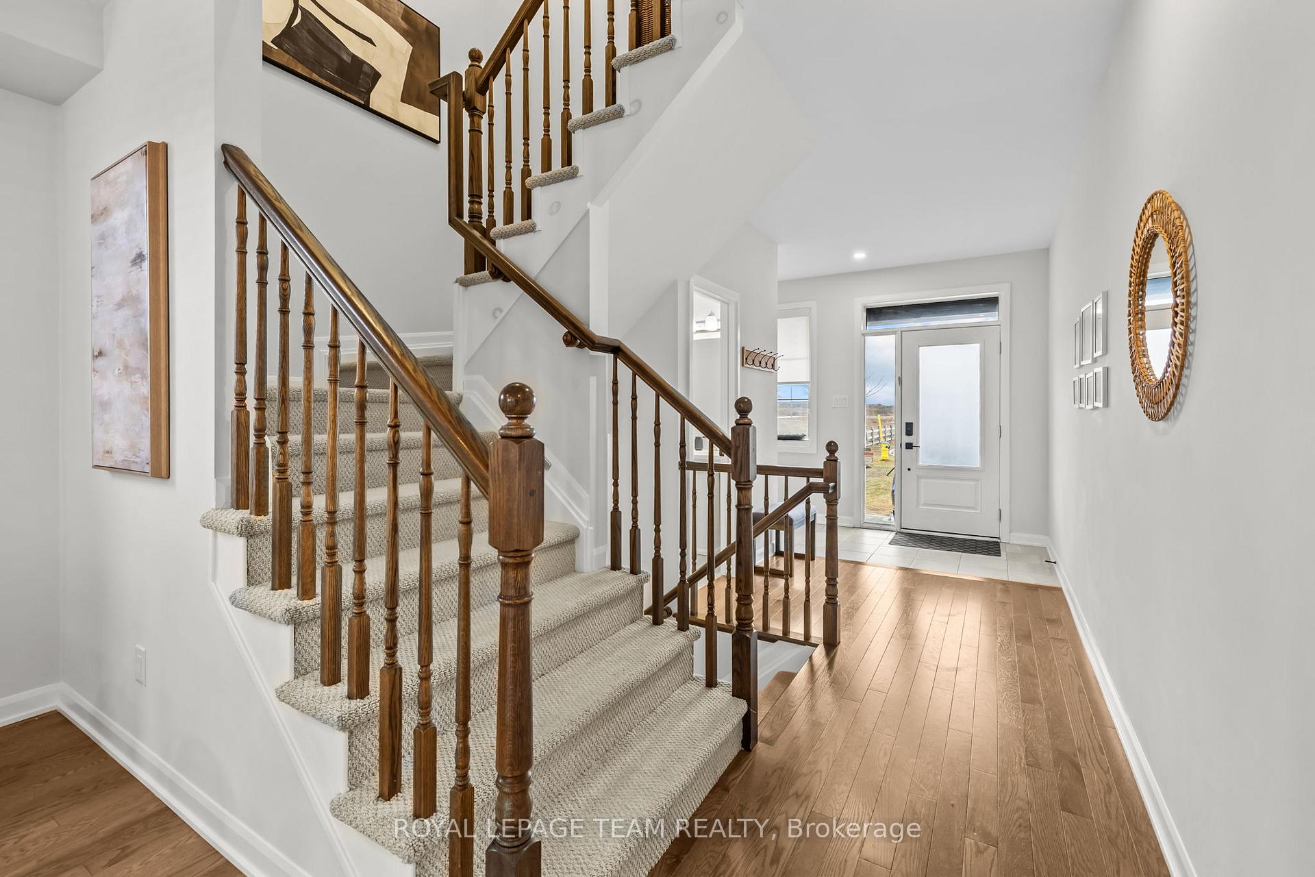 Photo 4 of 2080 Caltra Crescent, Ottawa, Barrhaven - Half Moon Bay — HOMEH
