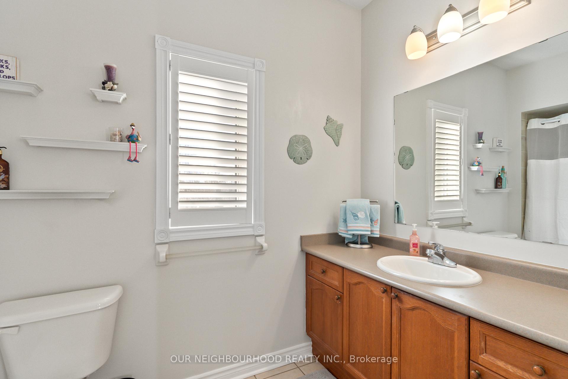 Photo 14 of 1656 Whitestone Drive, Oshawa, Samac — HOMEH