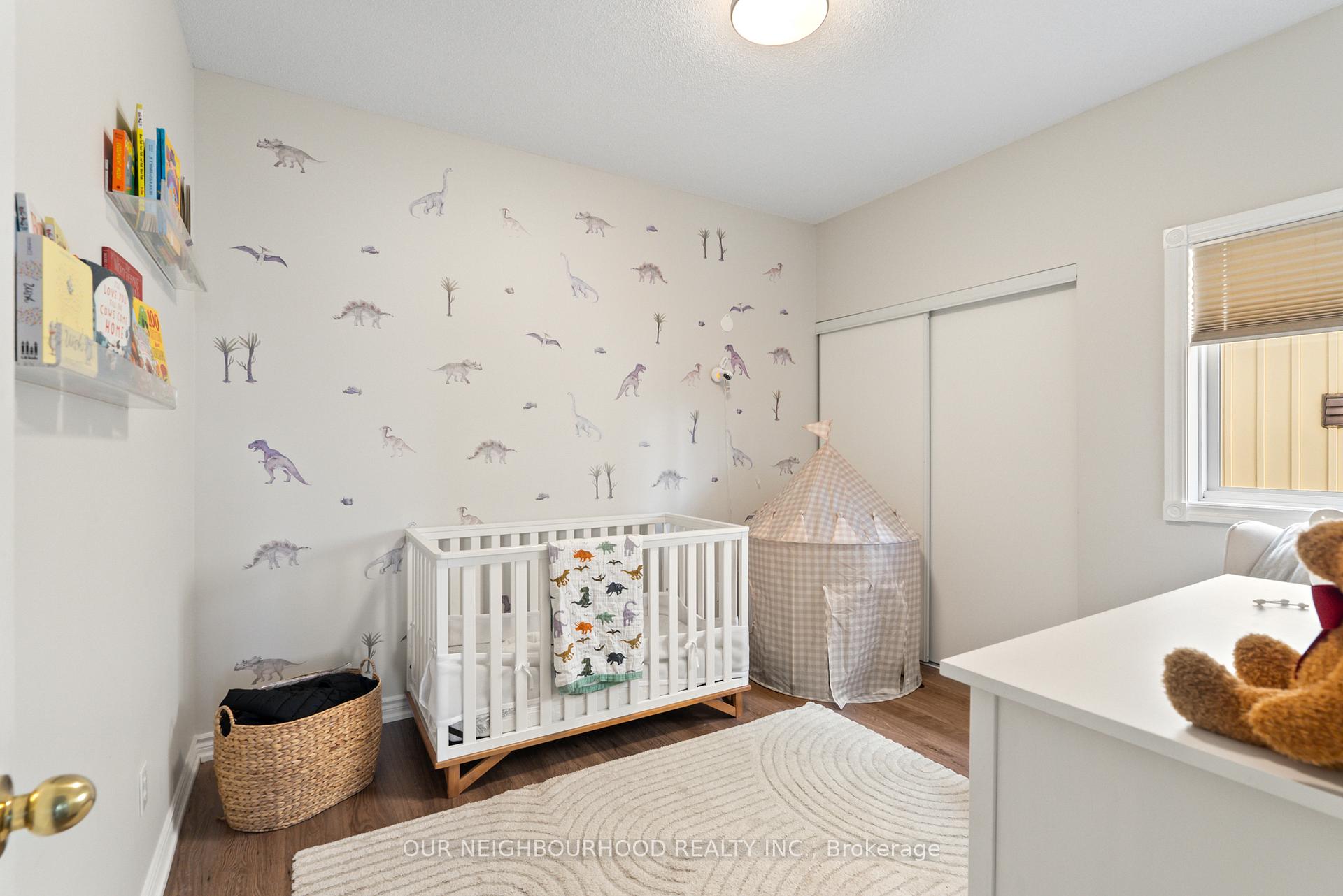 Photo 15 of 1656 Whitestone Drive, Oshawa, Samac — HOMEH