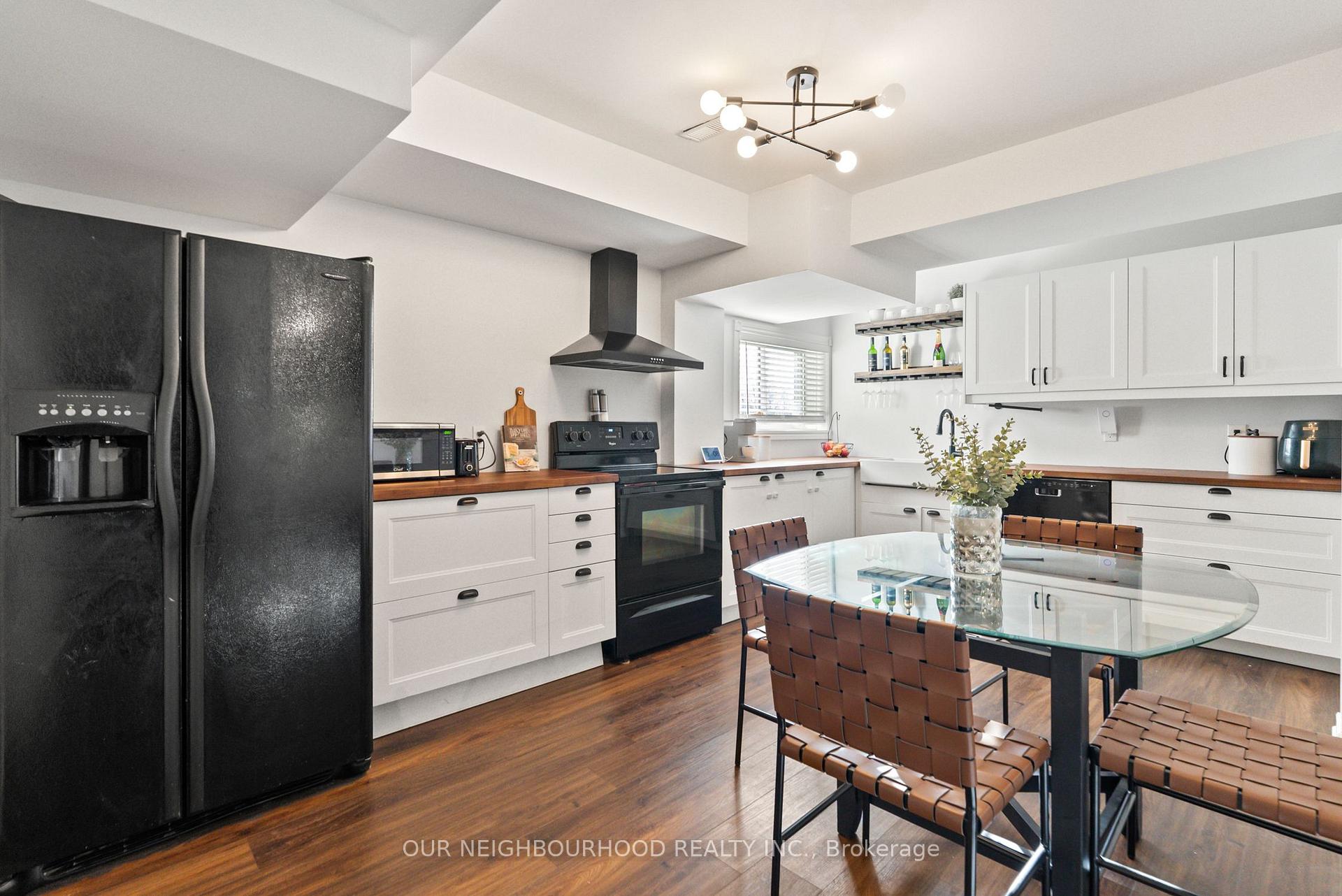 Photo 25 of 1656 Whitestone Drive, Oshawa, Samac — HOMEH