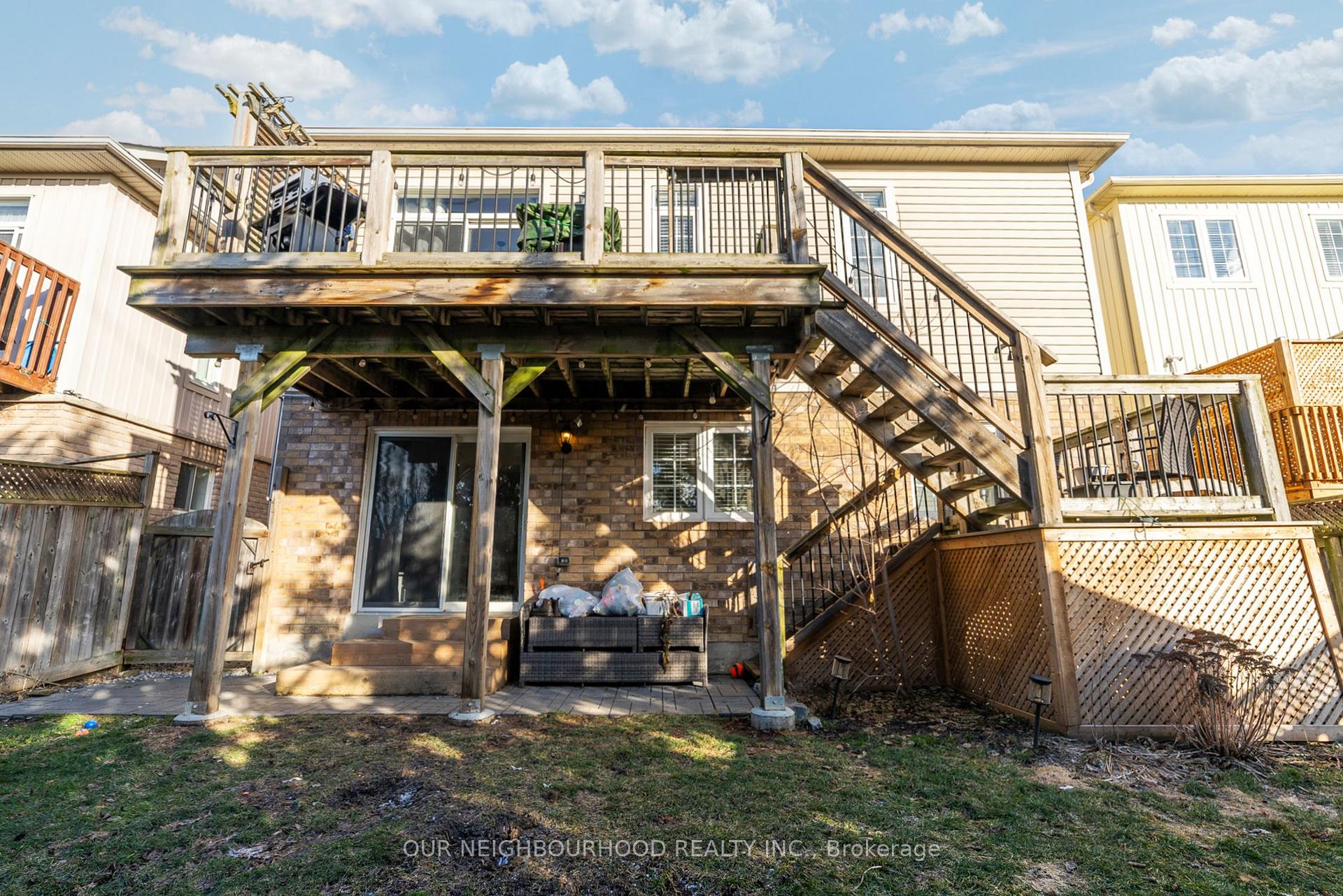 Photo 33 of 1656 Whitestone Drive, Oshawa, Samac — HOMEH