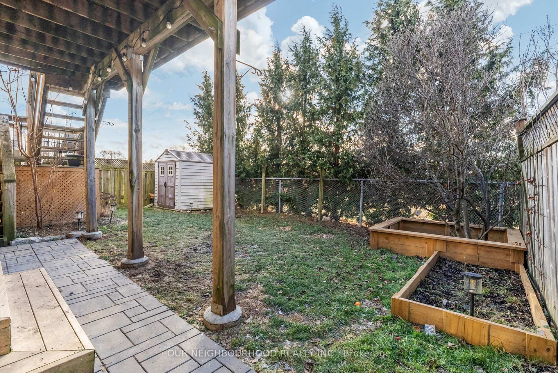 Photo 34 of 1656 Whitestone Drive, Oshawa, Samac — HOMEH