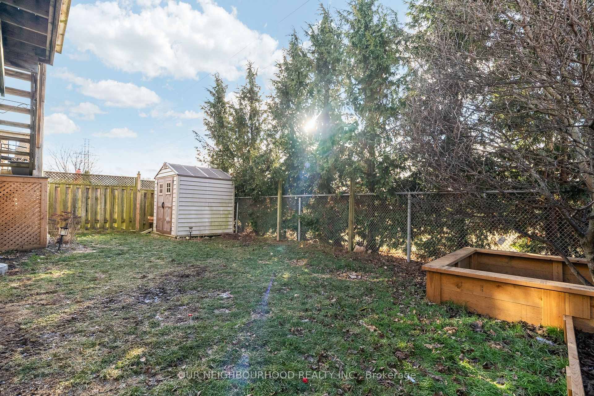 Photo 35 of 1656 Whitestone Drive, Oshawa, Samac — HOMEH