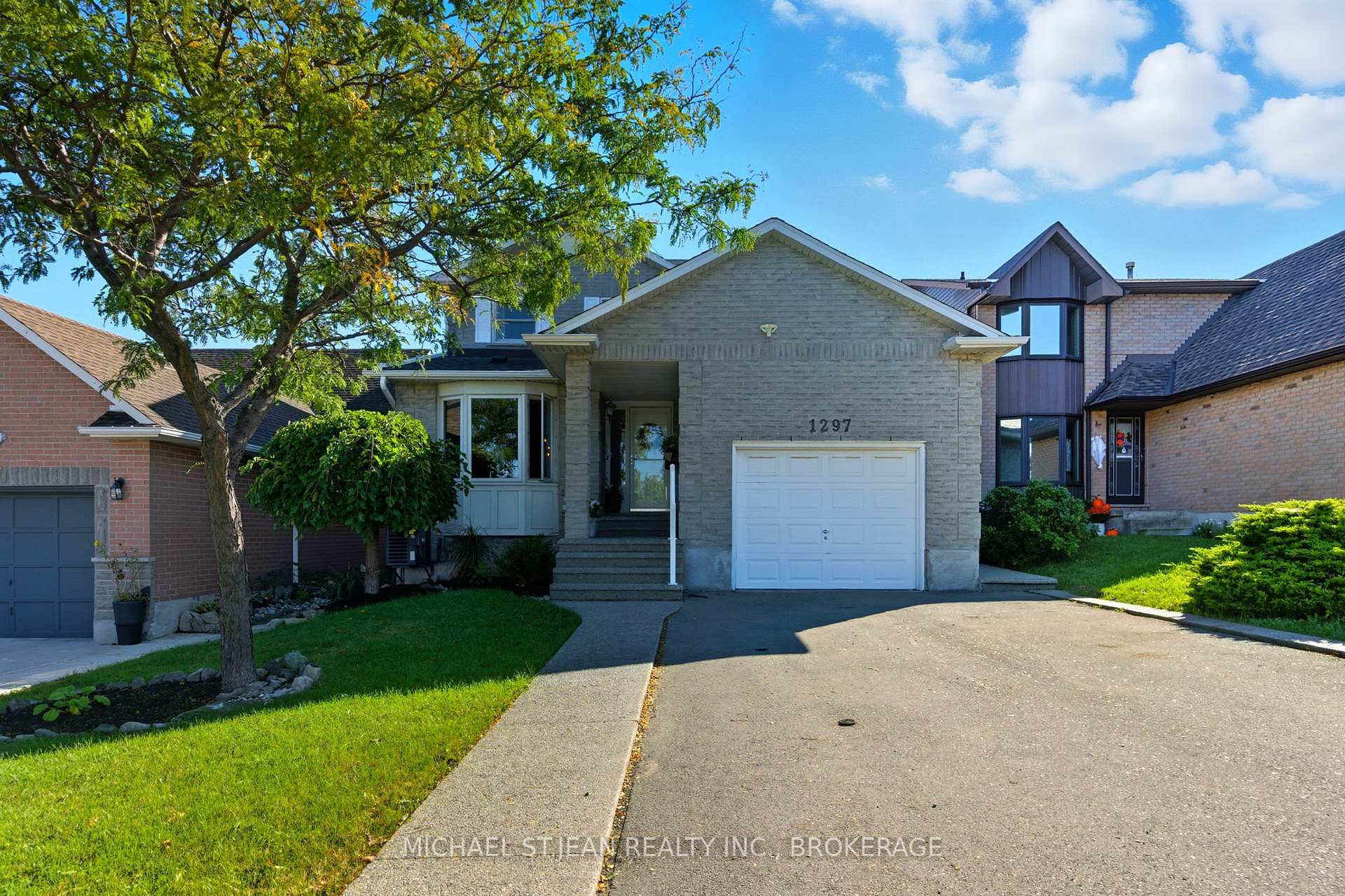Photo 1 of 1297 Upper Sherman Avenue, Hamilton, Randall — HOMEH