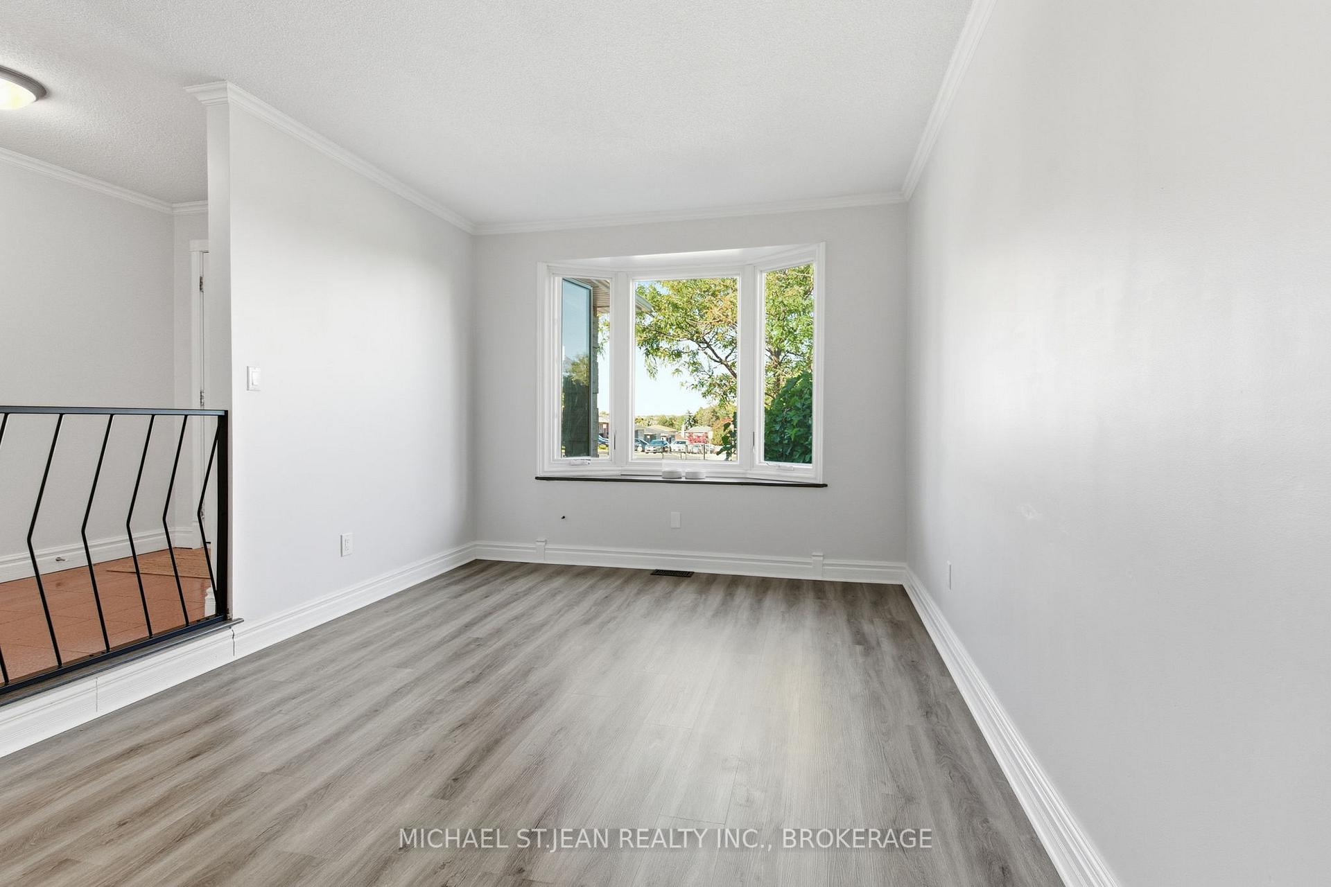 Photo 7 of 1297 Upper Sherman Avenue, Hamilton, Randall — HOMEH