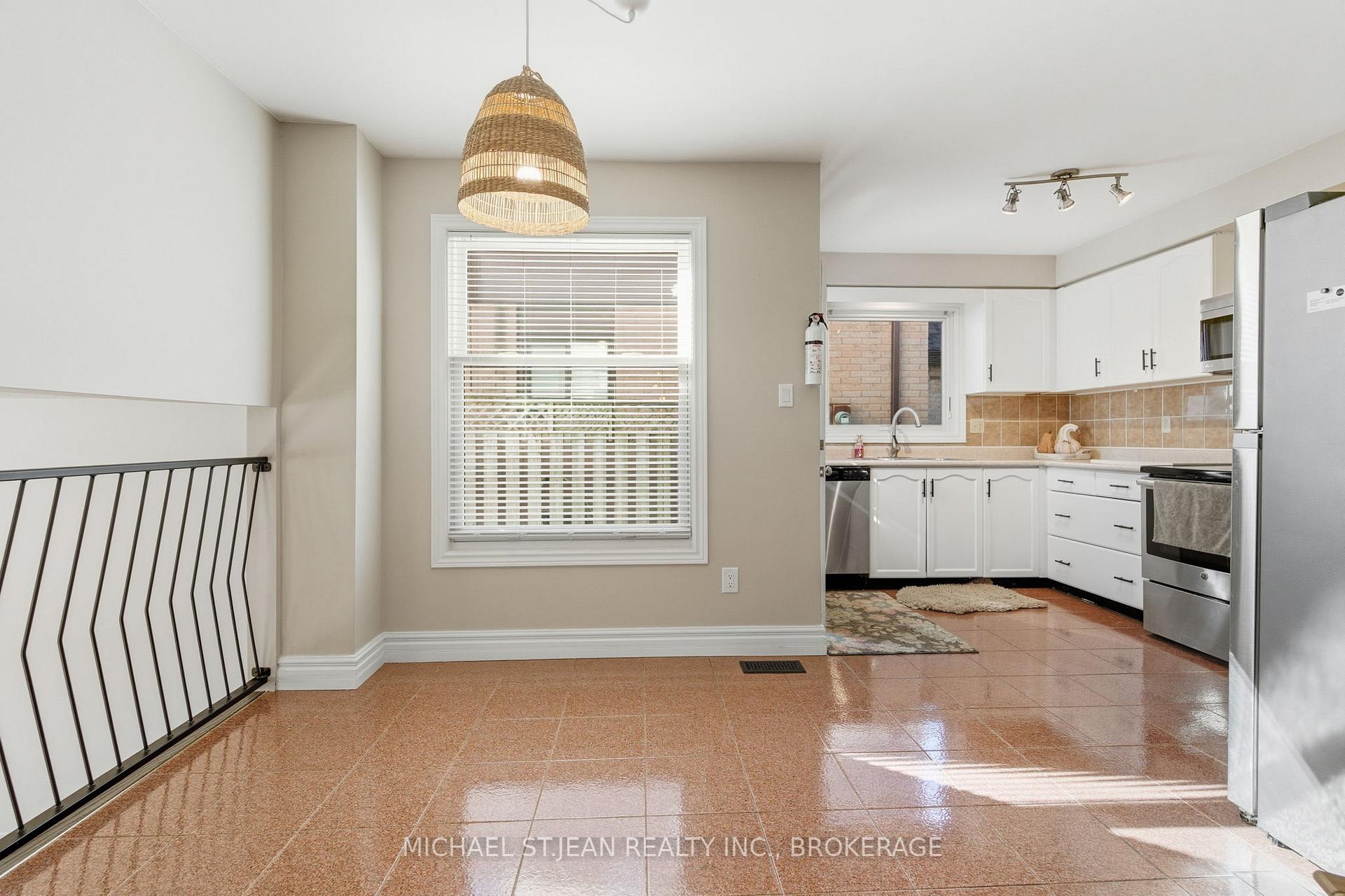 Photo 12 of 1297 Upper Sherman Avenue, Hamilton, Randall — HOMEH