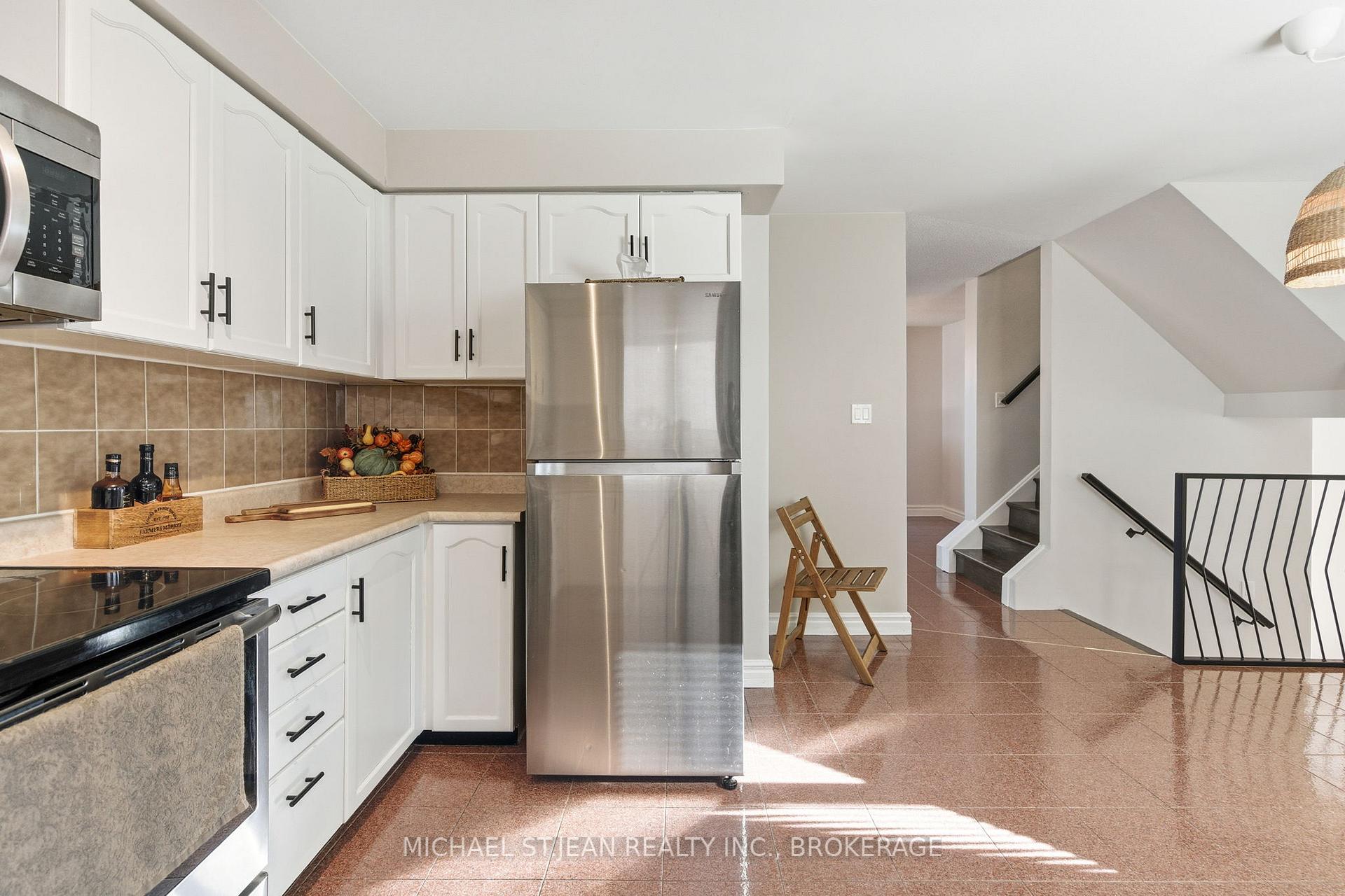 Photo 18 of 1297 Upper Sherman Avenue, Hamilton, Randall — HOMEH