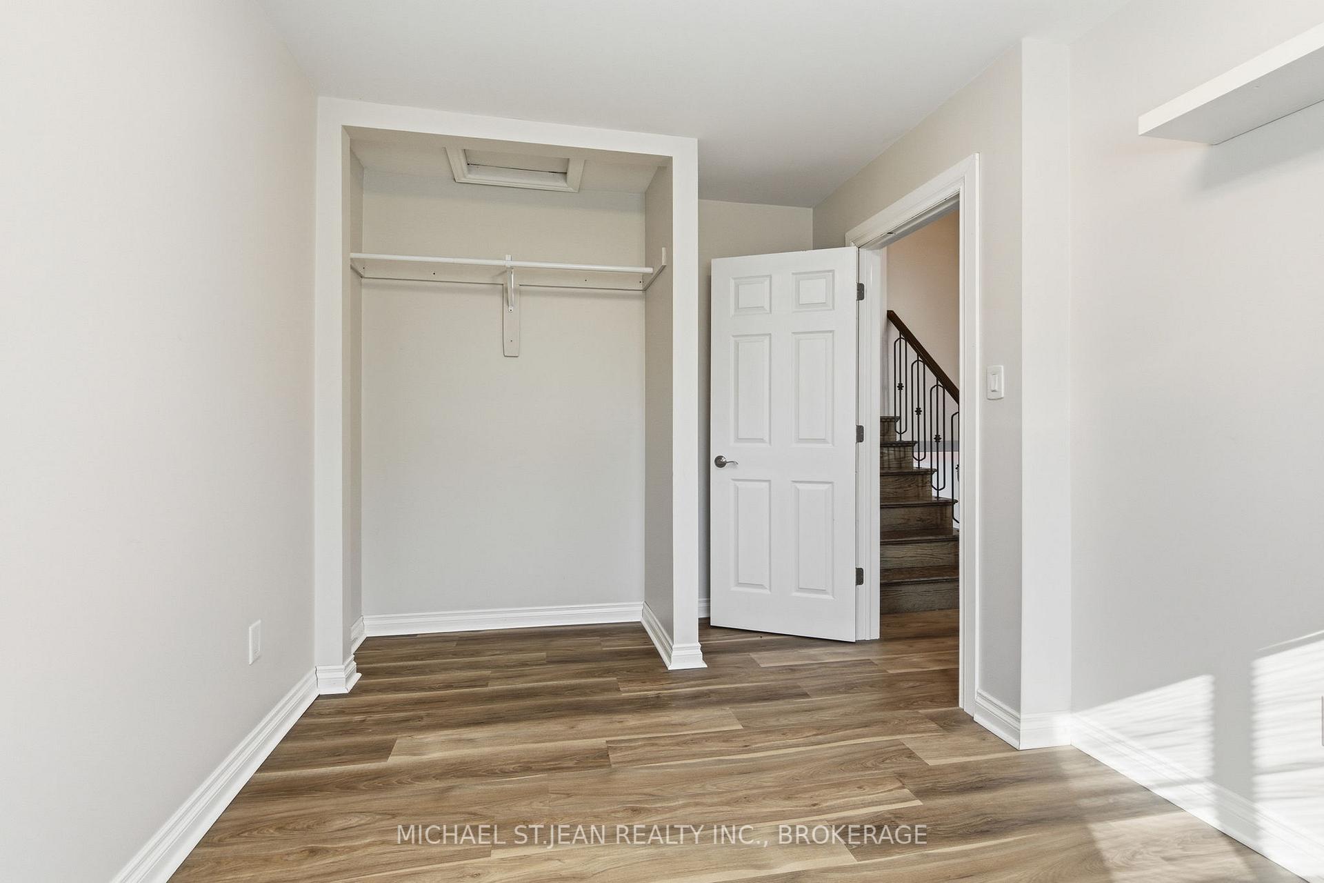 Photo 32 of 1297 Upper Sherman Avenue, Hamilton, Randall — HOMEH