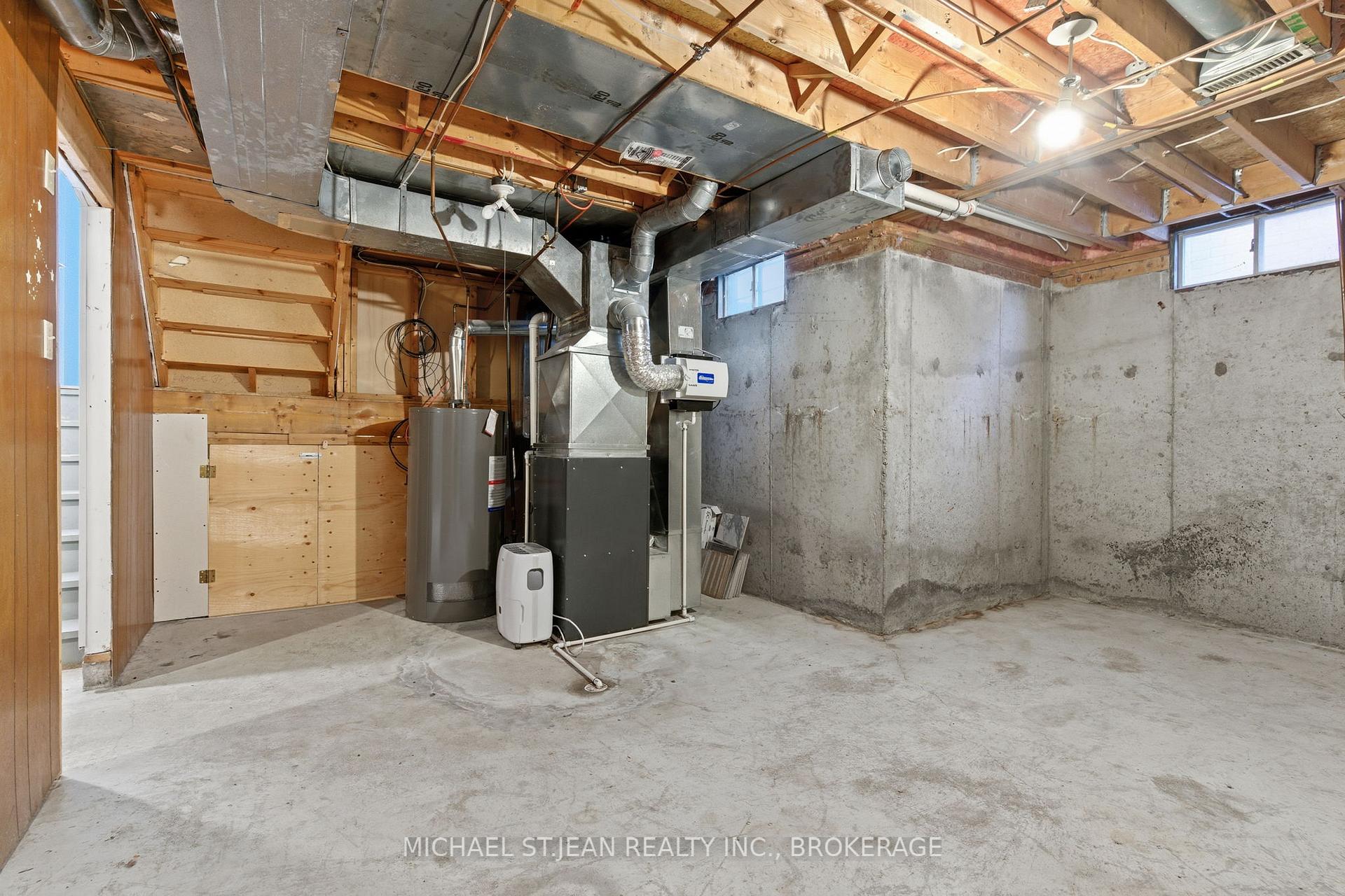 Photo 41 of 1297 Upper Sherman Avenue, Hamilton, Randall — HOMEH