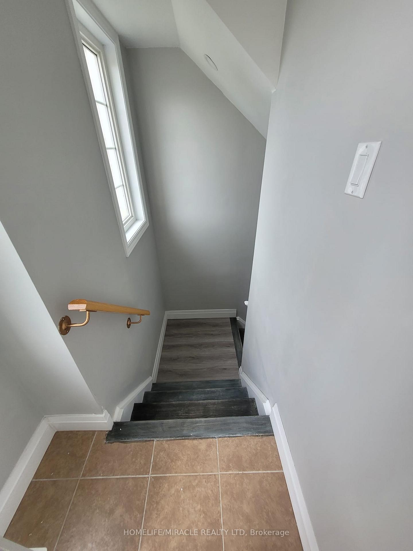 Photo 2 of 30 Ironshield Drive, Brampton, Bram East — HOMEH