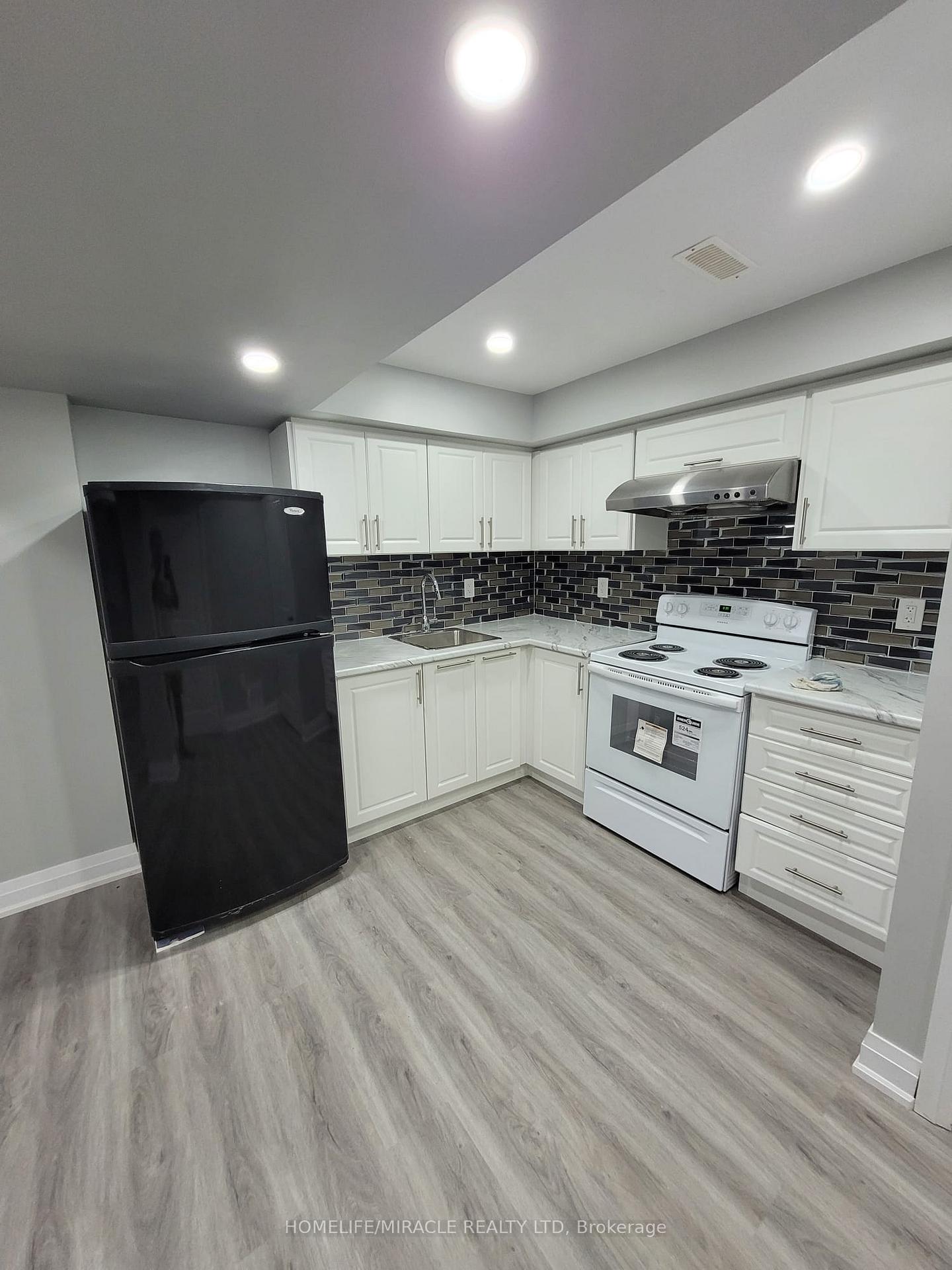 Photo 4 of 30 Ironshield Drive, Brampton, Bram East — HOMEH