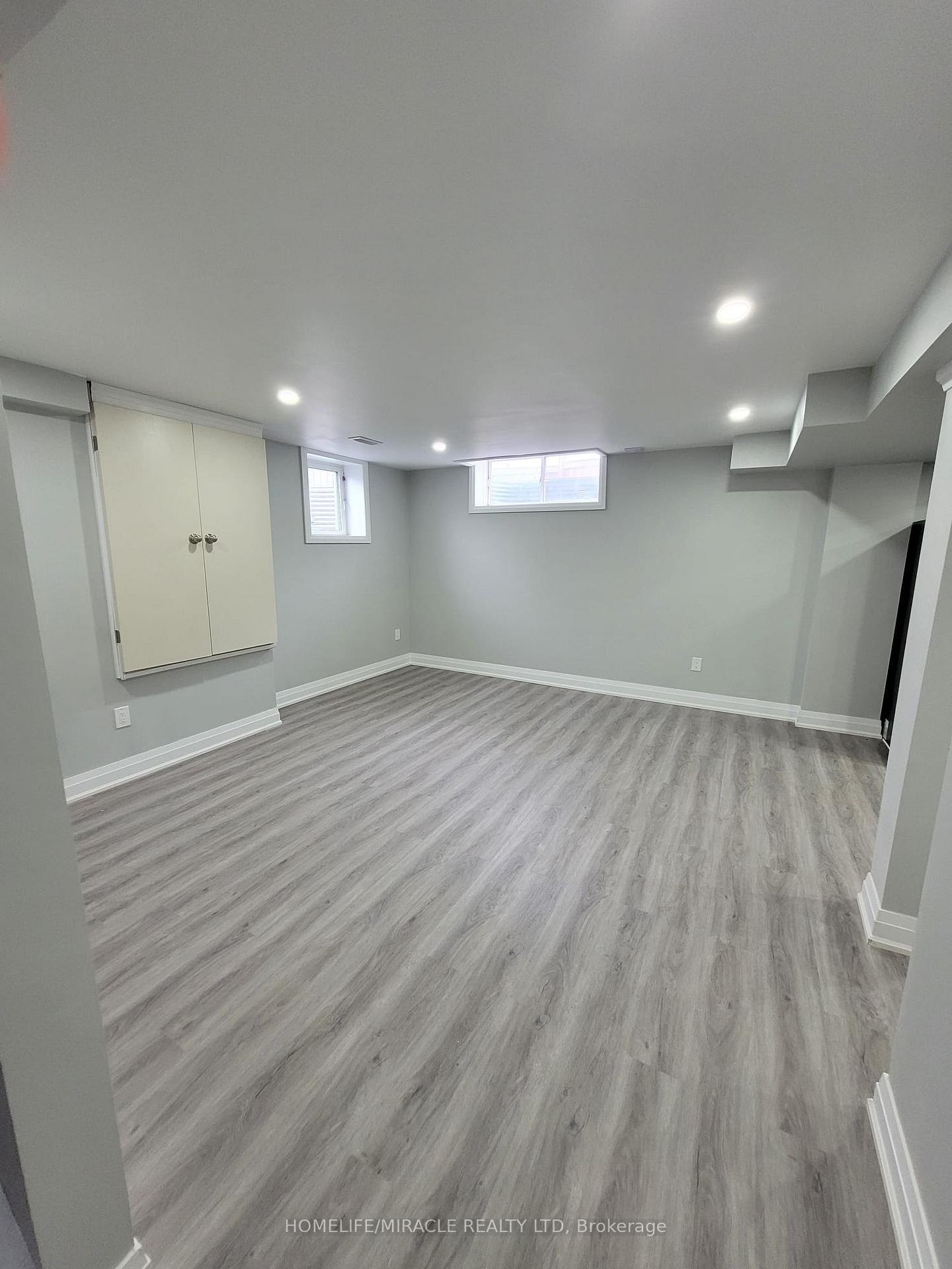 Photo 5 of 30 Ironshield Drive, Brampton, Bram East — HOMEH