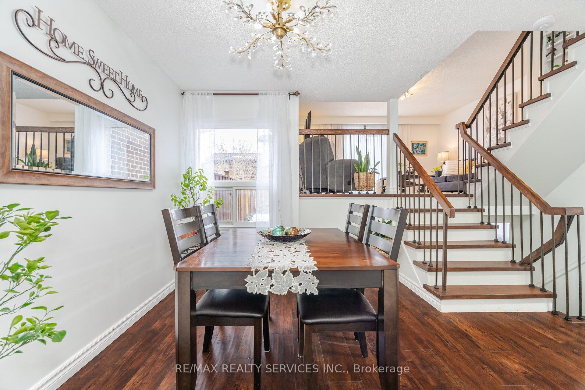Photo 38 of 9 Pluto Drive, Brampton, Madoc — HOMEH