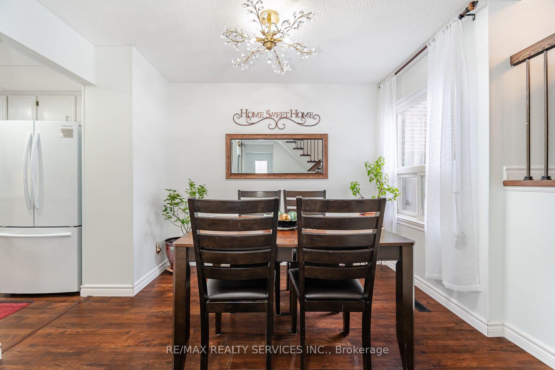 Photo 10 of 9 Pluto Drive, Brampton, Madoc — HOMEH