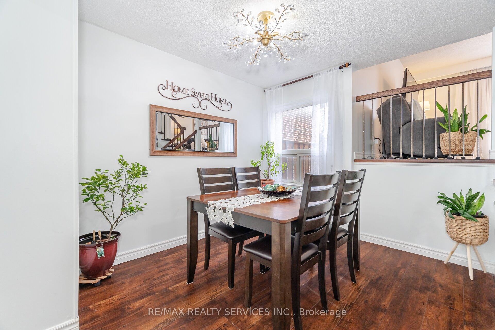 Photo 39 of 9 Pluto Drive, Brampton, Madoc — HOMEH