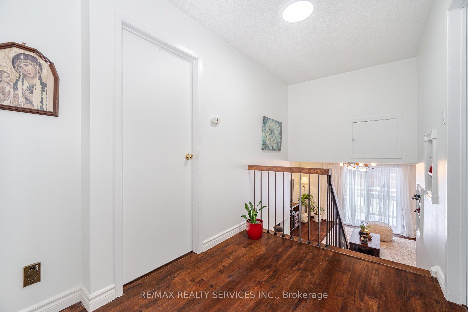 Photo 6 of 9 Pluto Drive, Brampton, Madoc — HOMEH