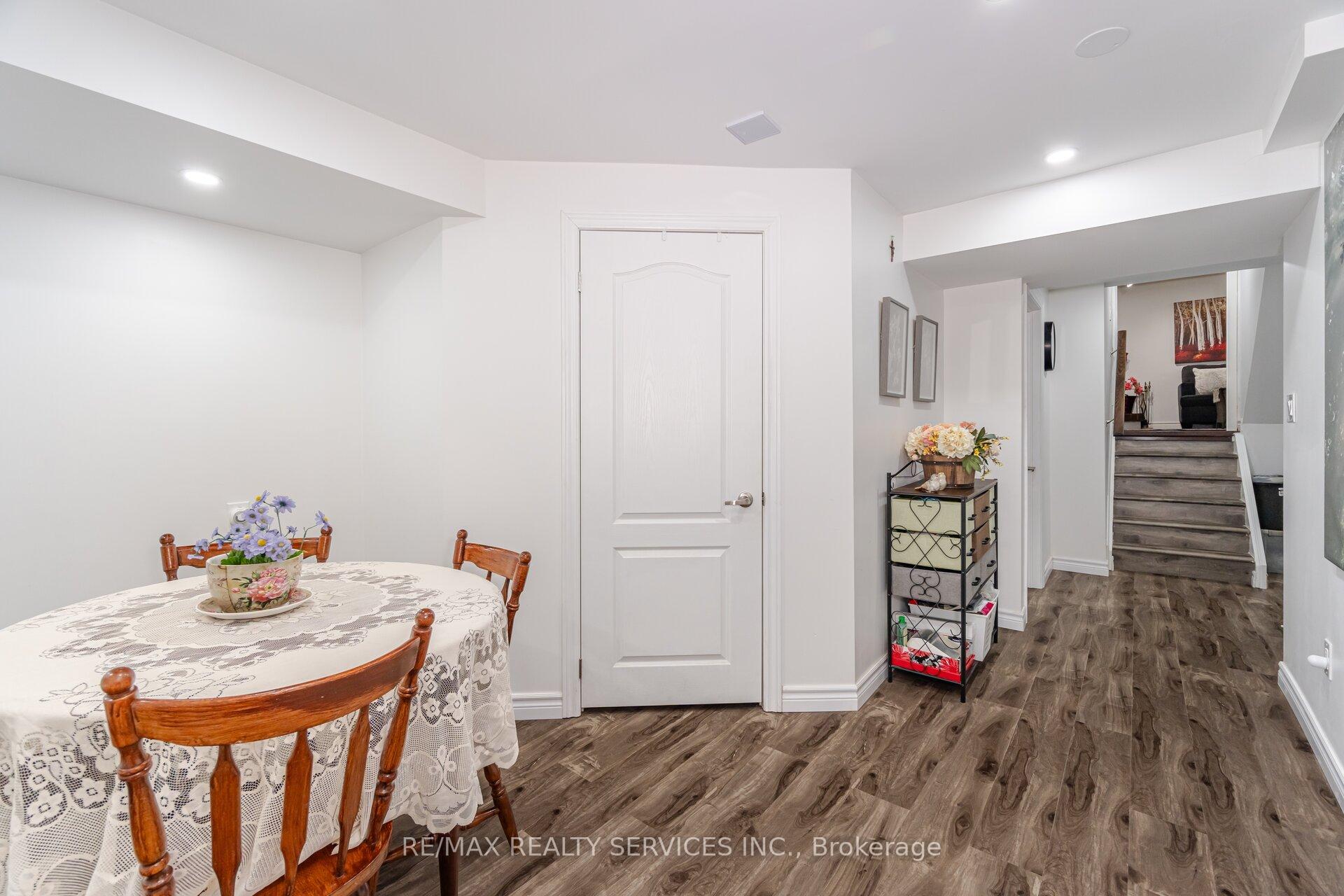 Photo 20 of 9 Pluto Drive, Brampton, Madoc — HOMEH