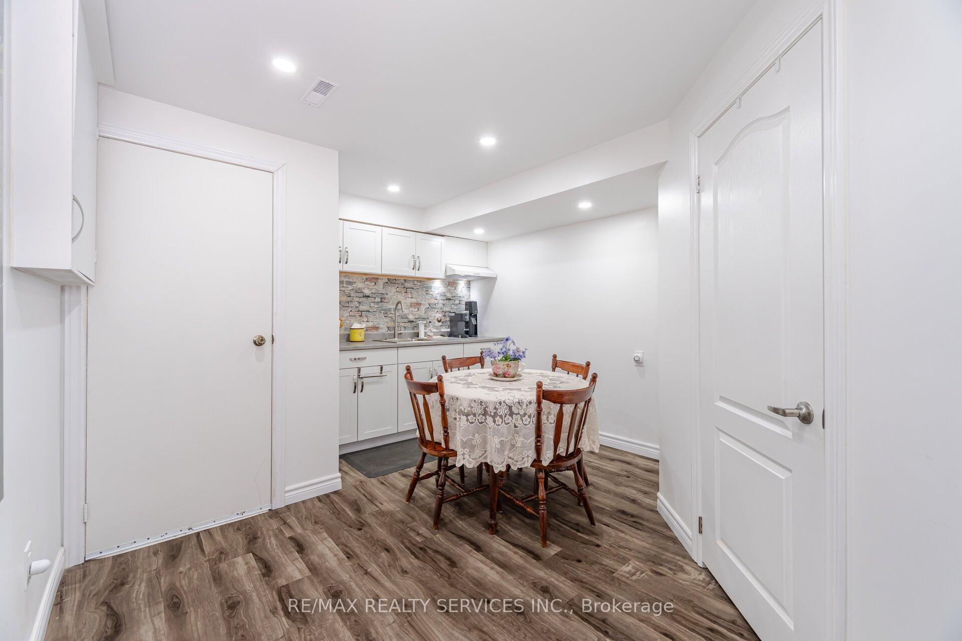 Photo 13 of 9 Pluto Drive, Brampton, Madoc — HOMEH