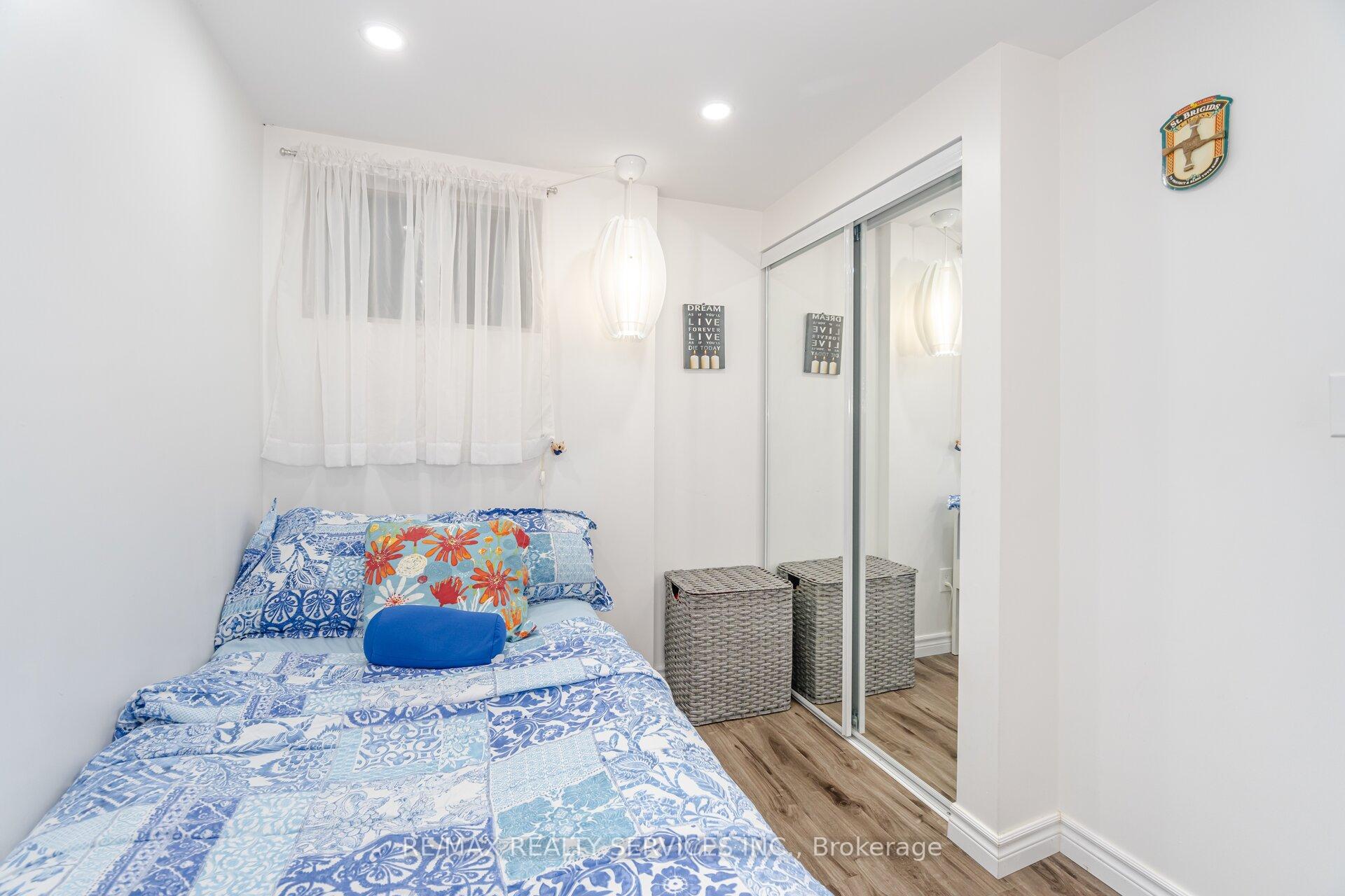 Photo 25 of 9 Pluto Drive, Brampton, Madoc — HOMEH