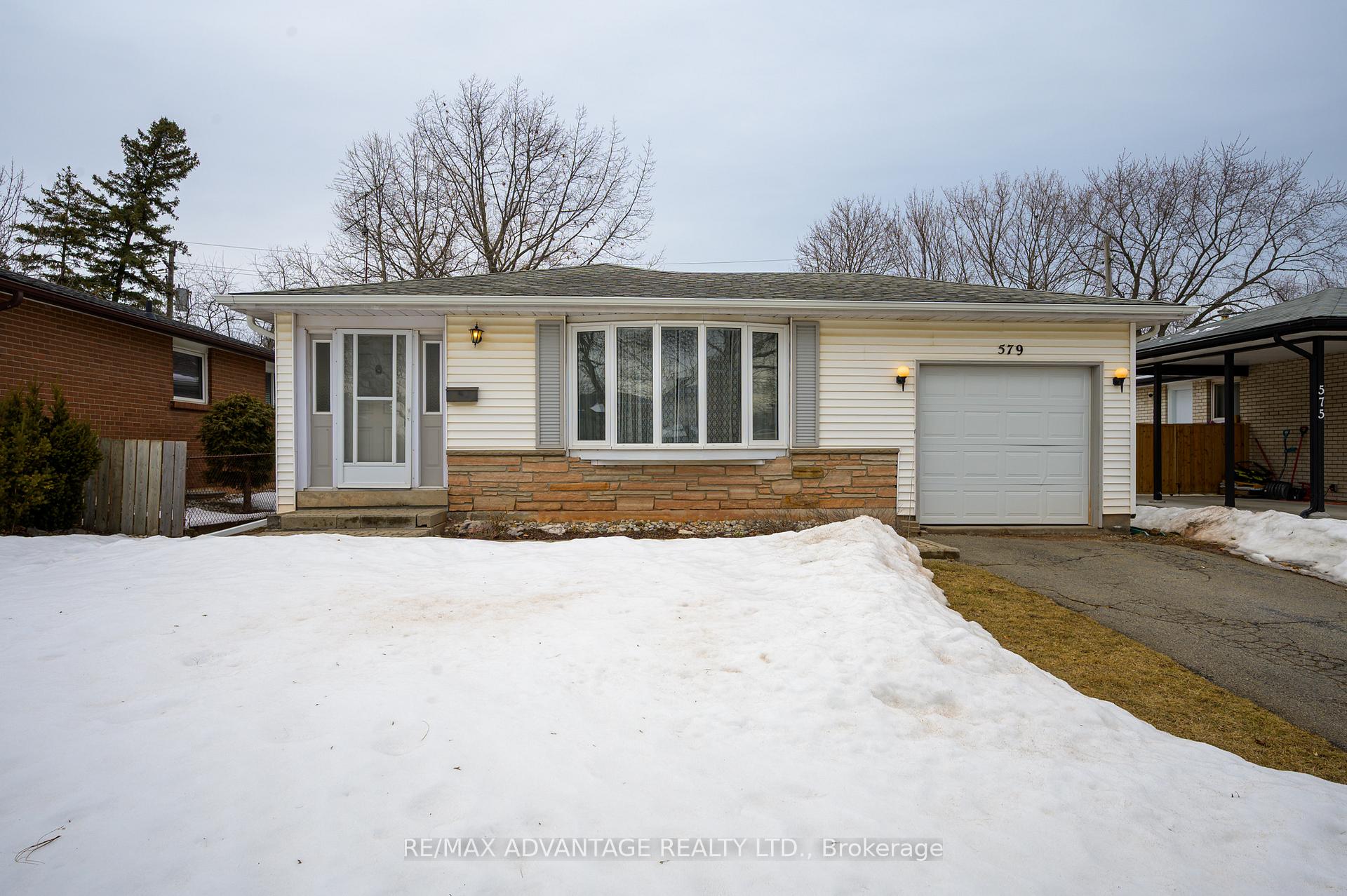 Photo 1 of 579 Galway Drive, Burlington, Shoreacres — HOMEH