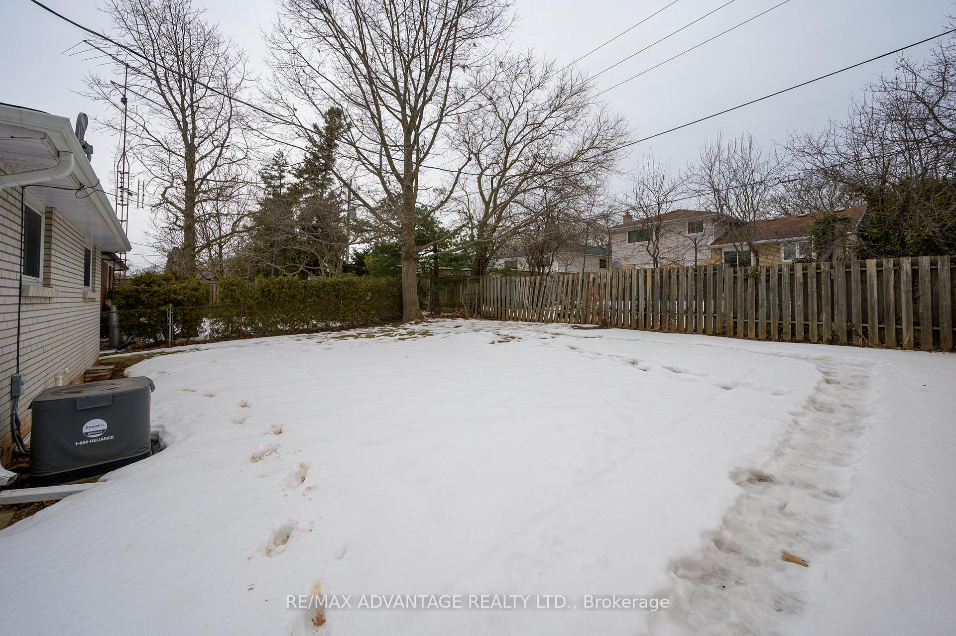 Photo 30 of 579 Galway Drive, Burlington, Shoreacres — HOMEH