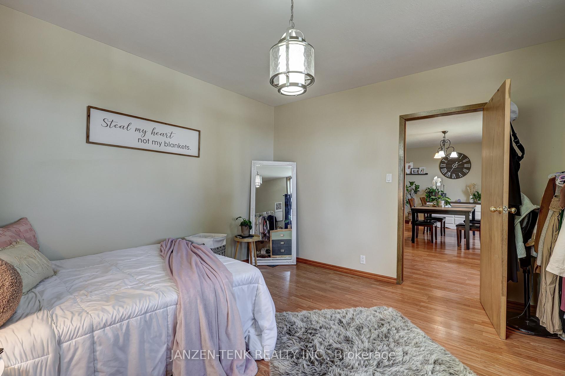 Photo 12 of 278 Sydenham Street E, Aylmer — HOMEH