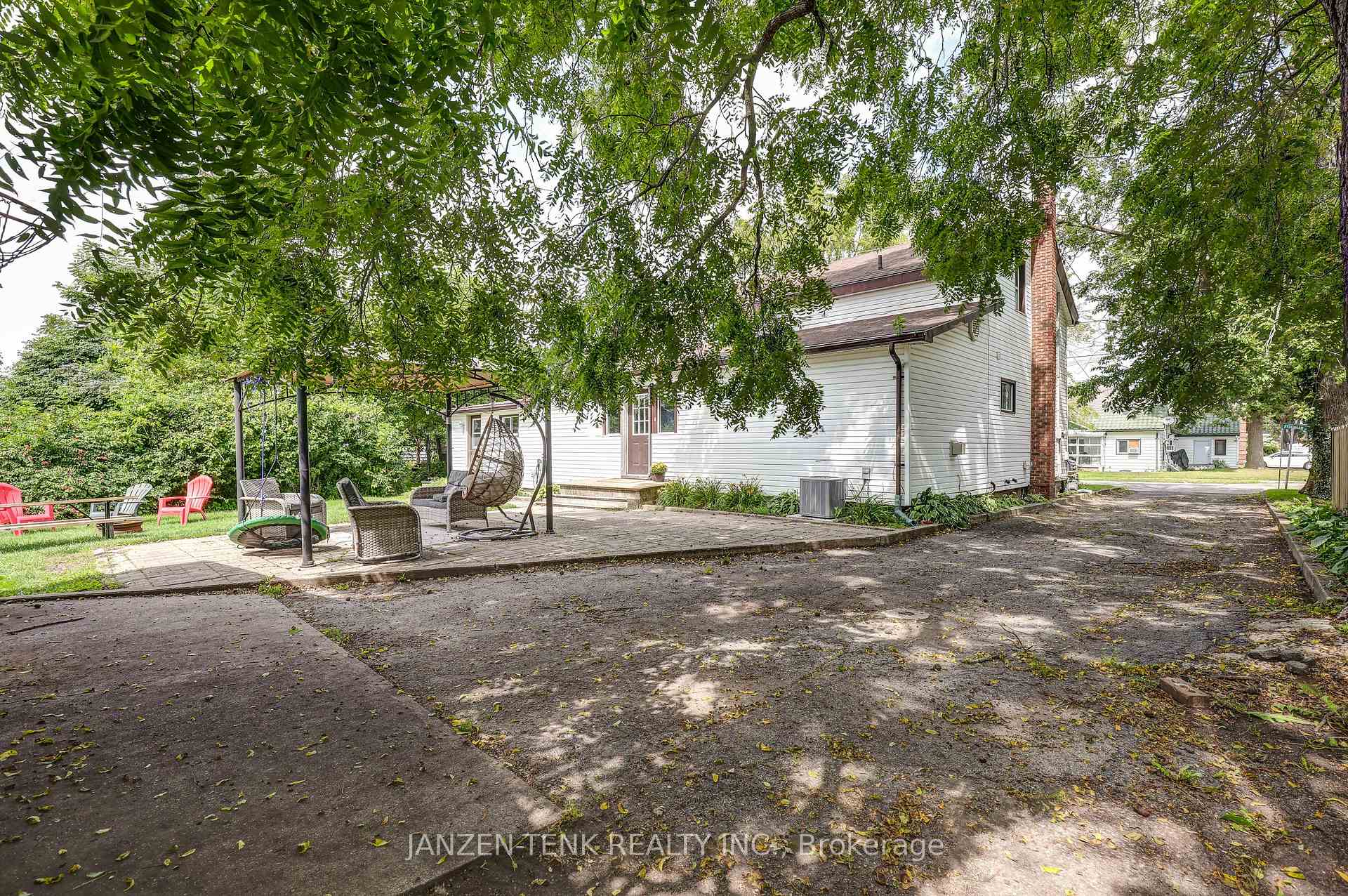 Photo 37 of 278 Sydenham Street E, Aylmer — HOMEH