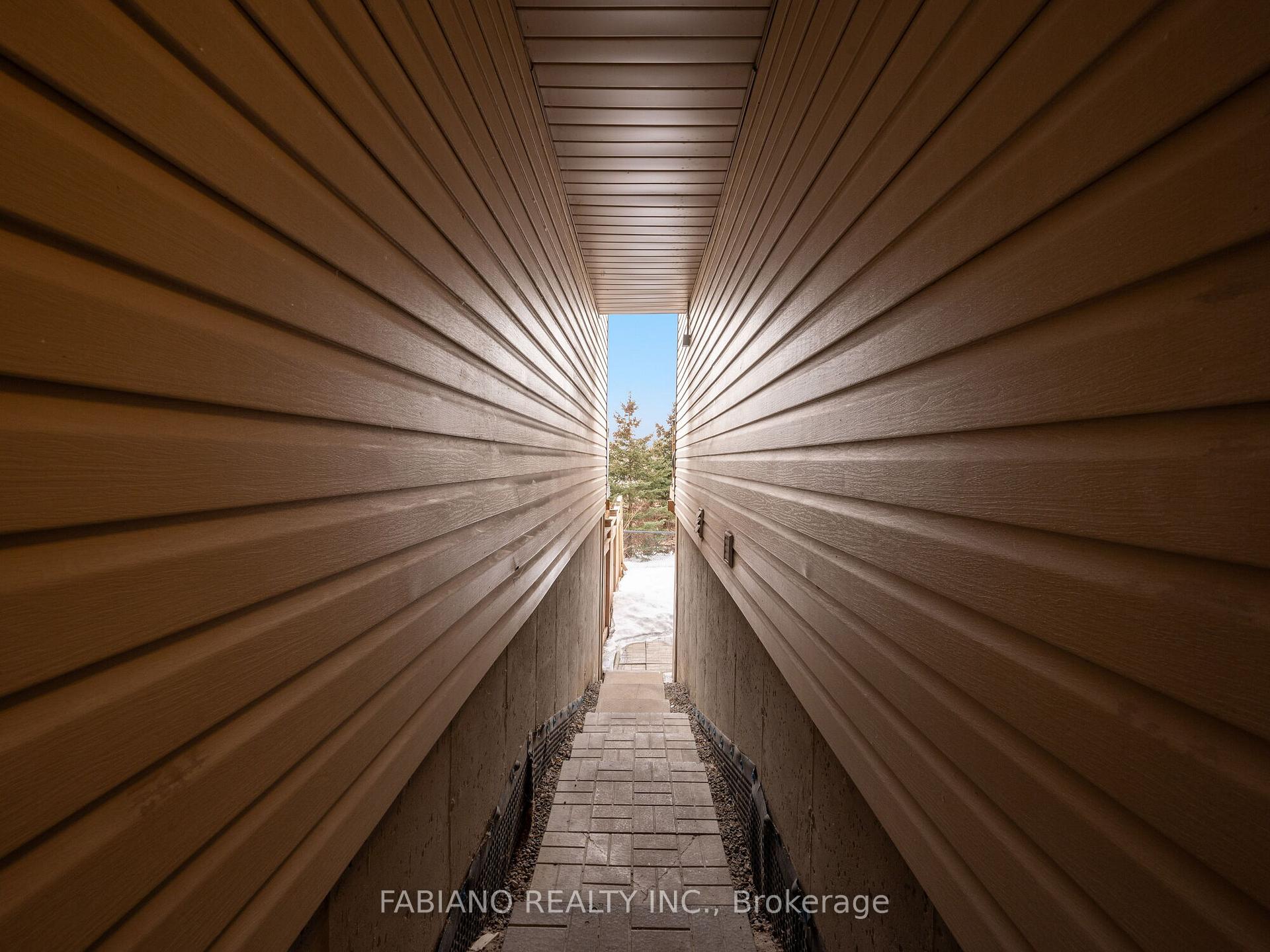 Photo 25 of 6 Davenhill Road, Brampton, Bram East — HOMEH