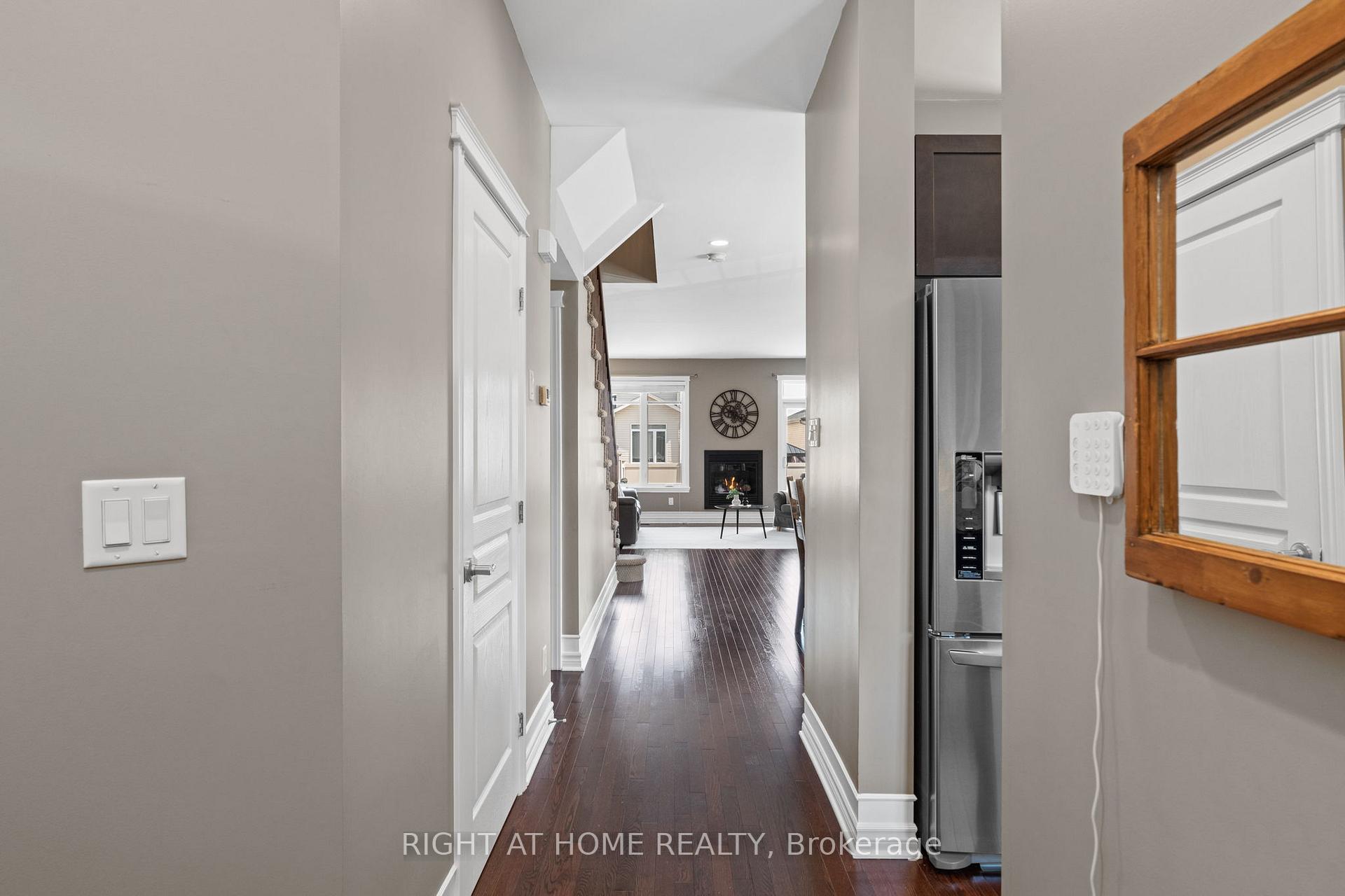 Photo 6 of 119 Beatrice Drive, Ottawa, Barrhaven - Longfields — HOMEH