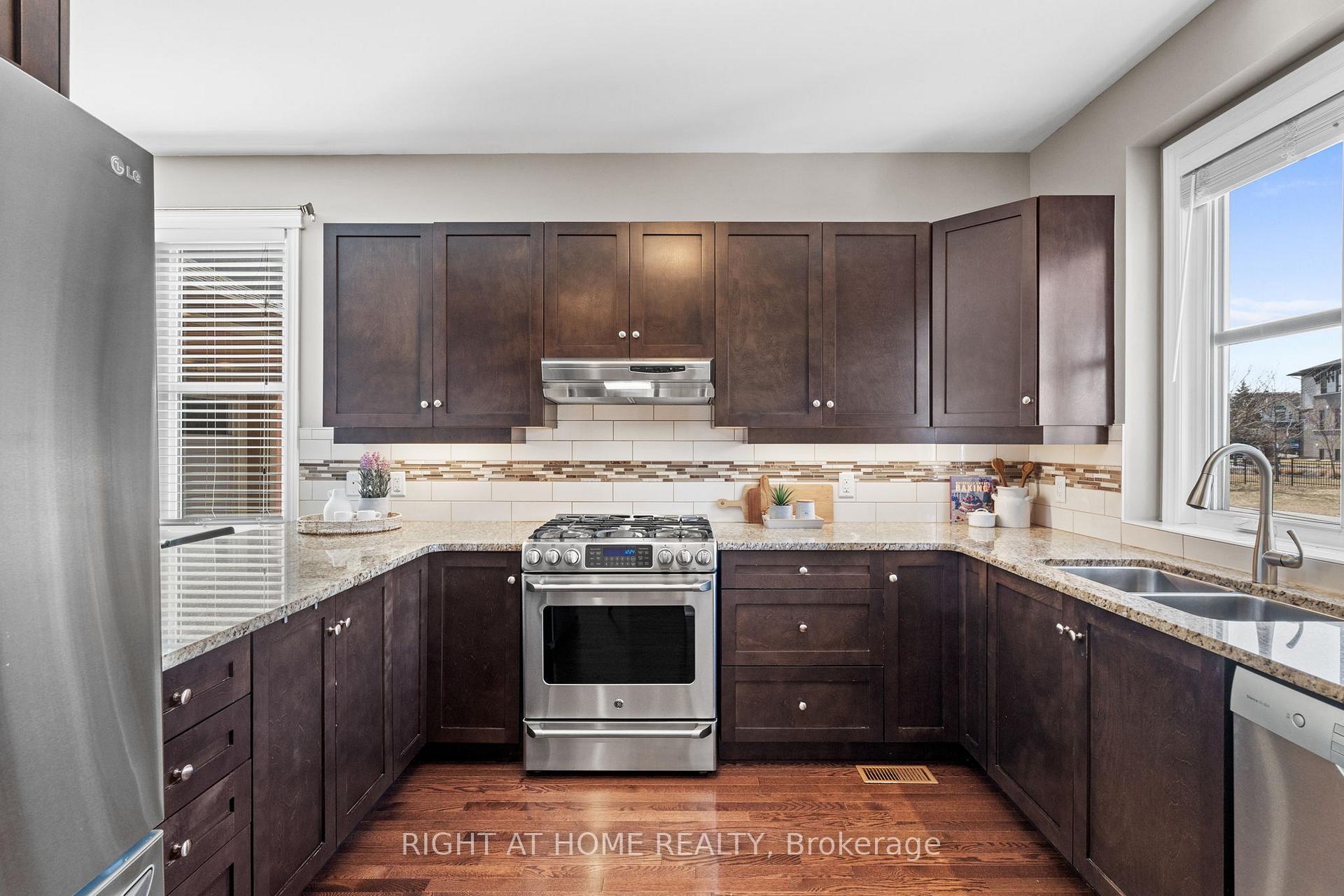 Photo 8 of 119 Beatrice Drive, Ottawa, Barrhaven - Longfields — HOMEH