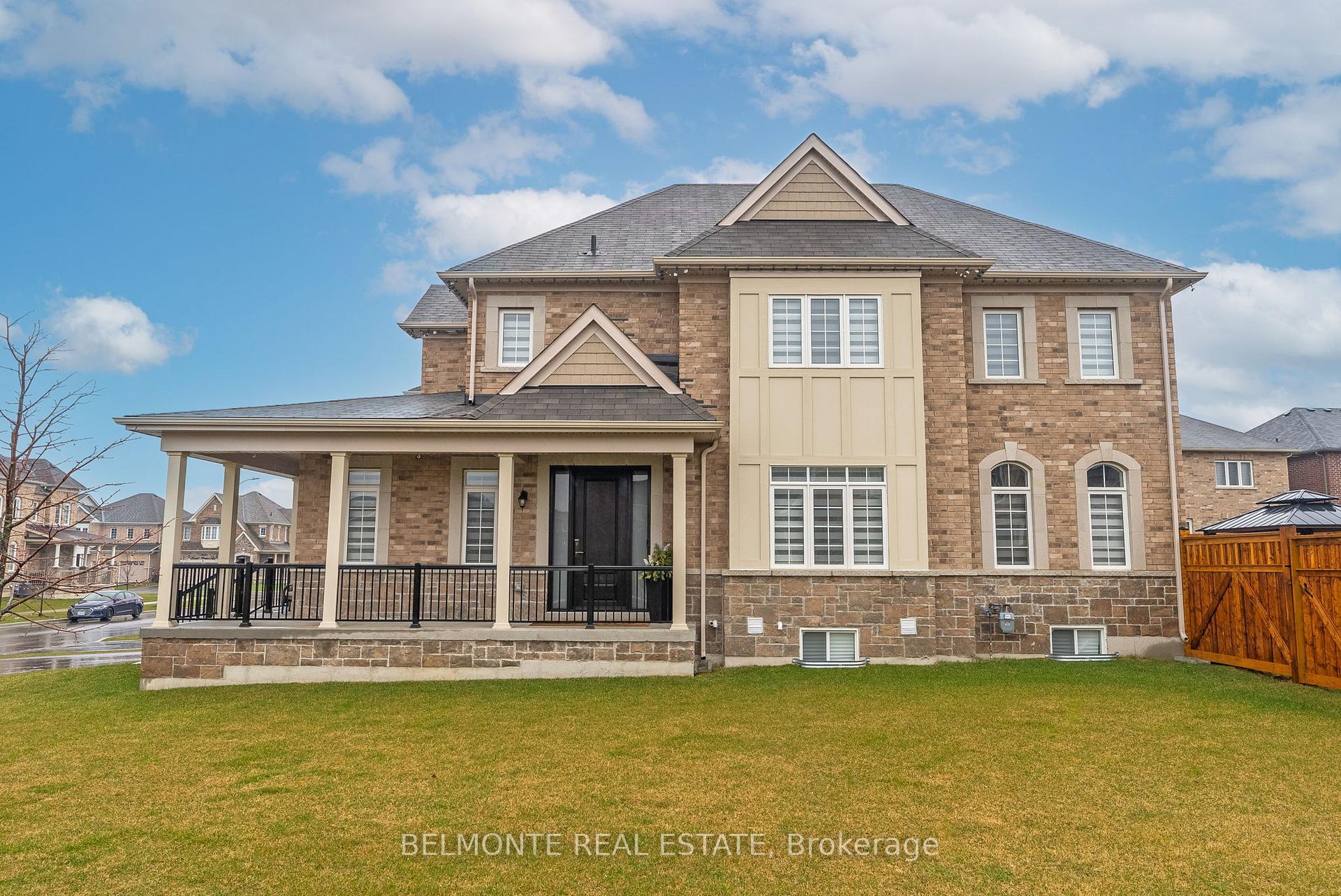 Photo 3 of 185 Douglas Kemp Crescent, Clarington, Bowmanville — HOMEH
