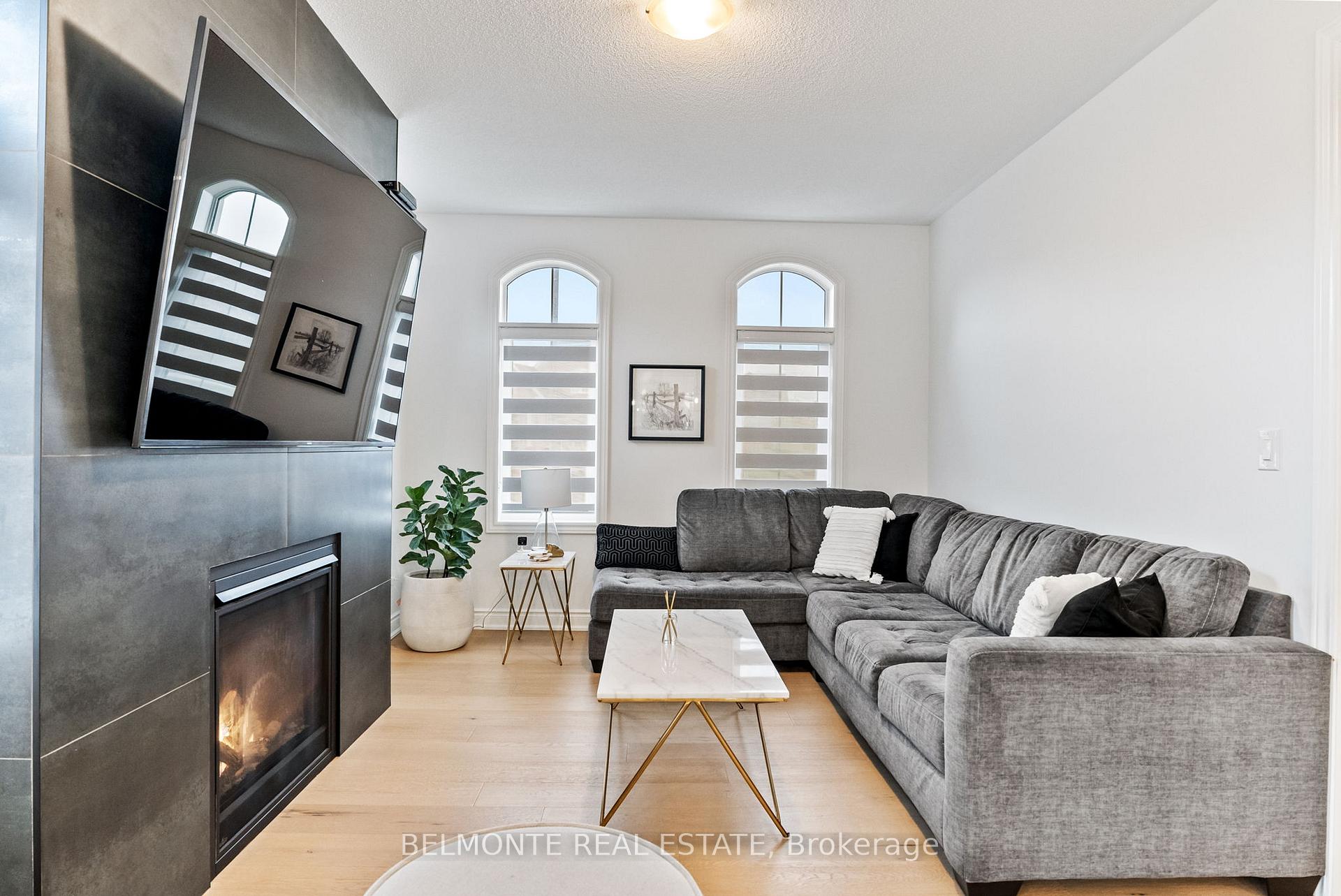 Photo 10 of 185 Douglas Kemp Crescent, Clarington, Bowmanville — HOMEH