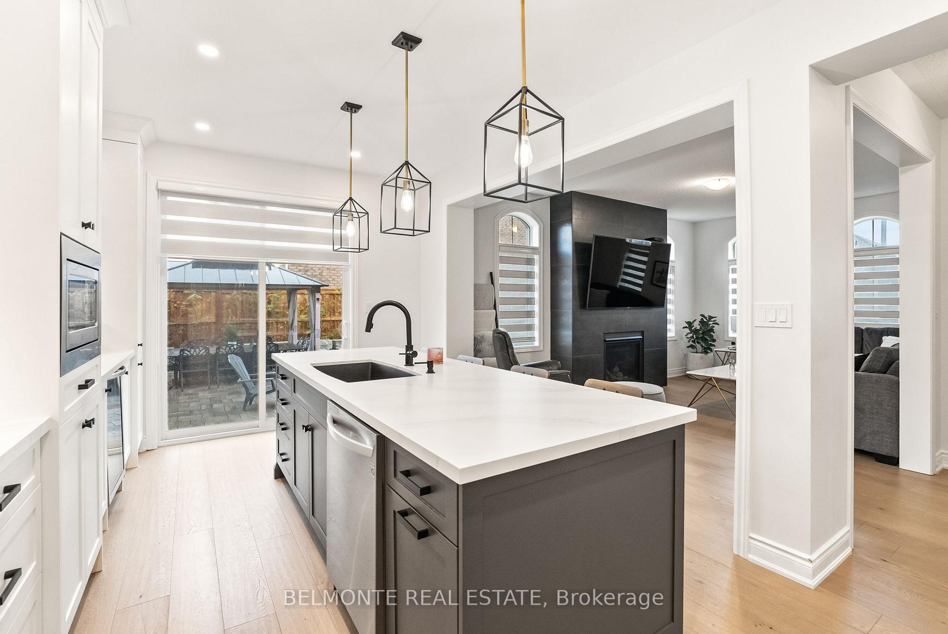 Photo 13 of 185 Douglas Kemp Crescent, Clarington, Bowmanville — HOMEH