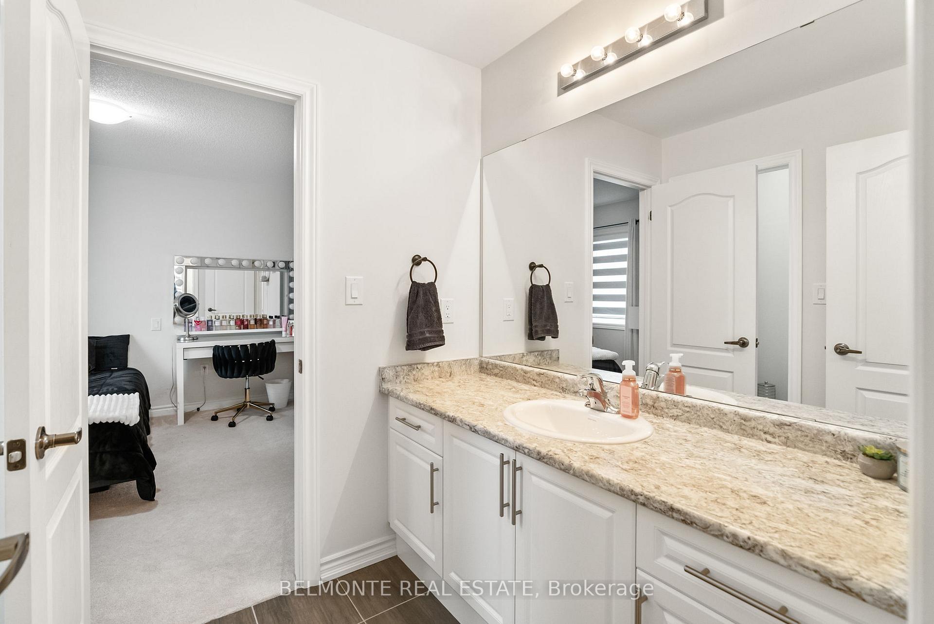Photo 21 of 185 Douglas Kemp Crescent, Clarington, Bowmanville — HOMEH