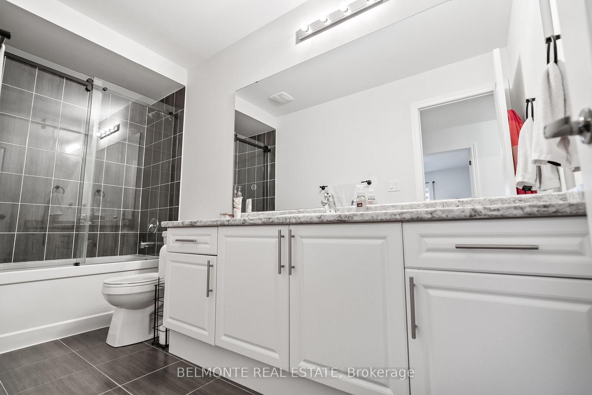 Photo 25 of 185 Douglas Kemp Crescent, Clarington, Bowmanville — HOMEH
