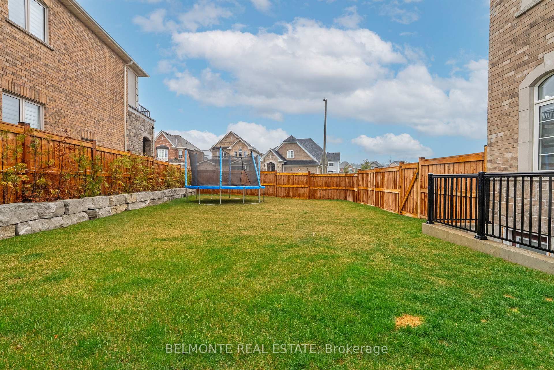 Photo 31 of 185 Douglas Kemp Crescent, Clarington, Bowmanville — HOMEH