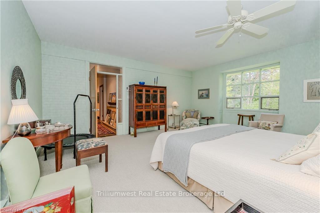 Photo 32 of 302 Edinburgh Road S, Guelph, Dovercliffe Park/Old University — HOMEH