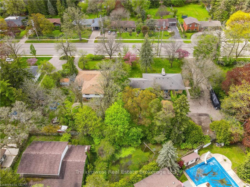 Photo 39 of 302 Edinburgh Road S, Guelph, Dovercliffe Park/Old University — HOMEH