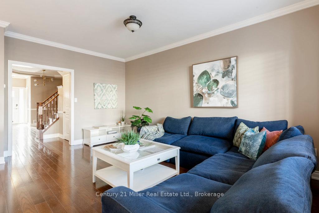 Photo 12 of 5327 McCormack Drive, Burlington, Orchard — HOMEH
