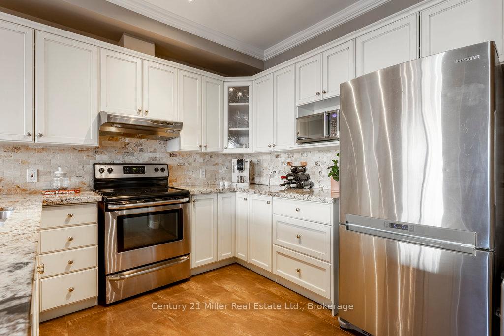 Photo 16 of 5327 McCormack Drive, Burlington, Orchard — HOMEH