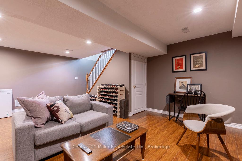 Photo 37 of 5327 McCormack Drive, Burlington, Orchard — HOMEH