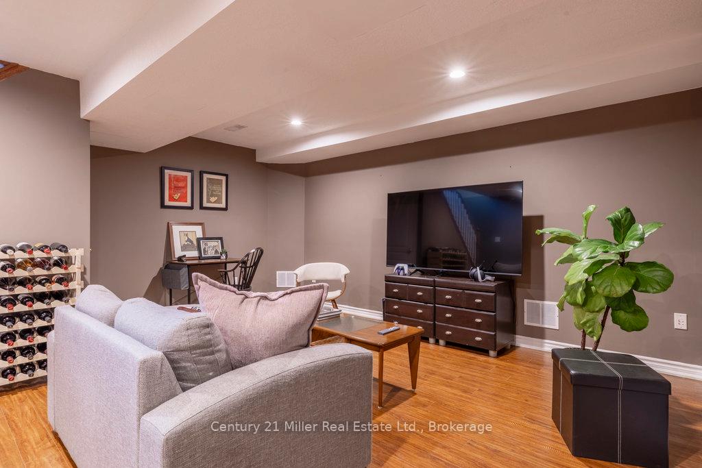 Photo 38 of 5327 McCormack Drive, Burlington, Orchard — HOMEH