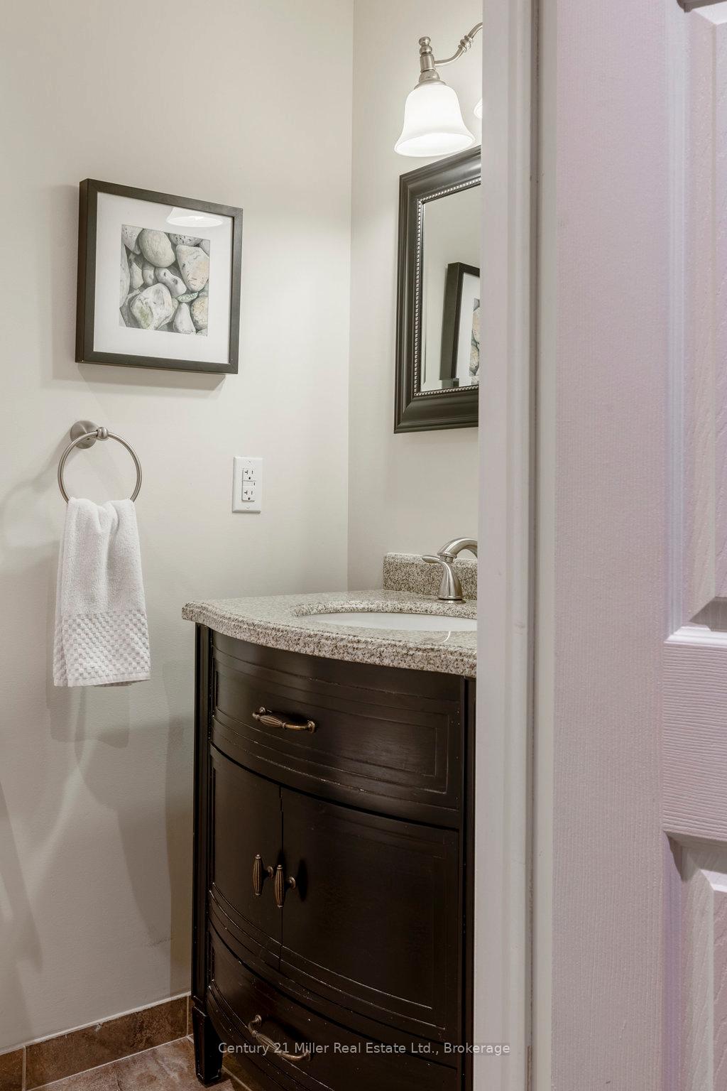 Photo 41 of 5327 McCormack Drive, Burlington, Orchard — HOMEH